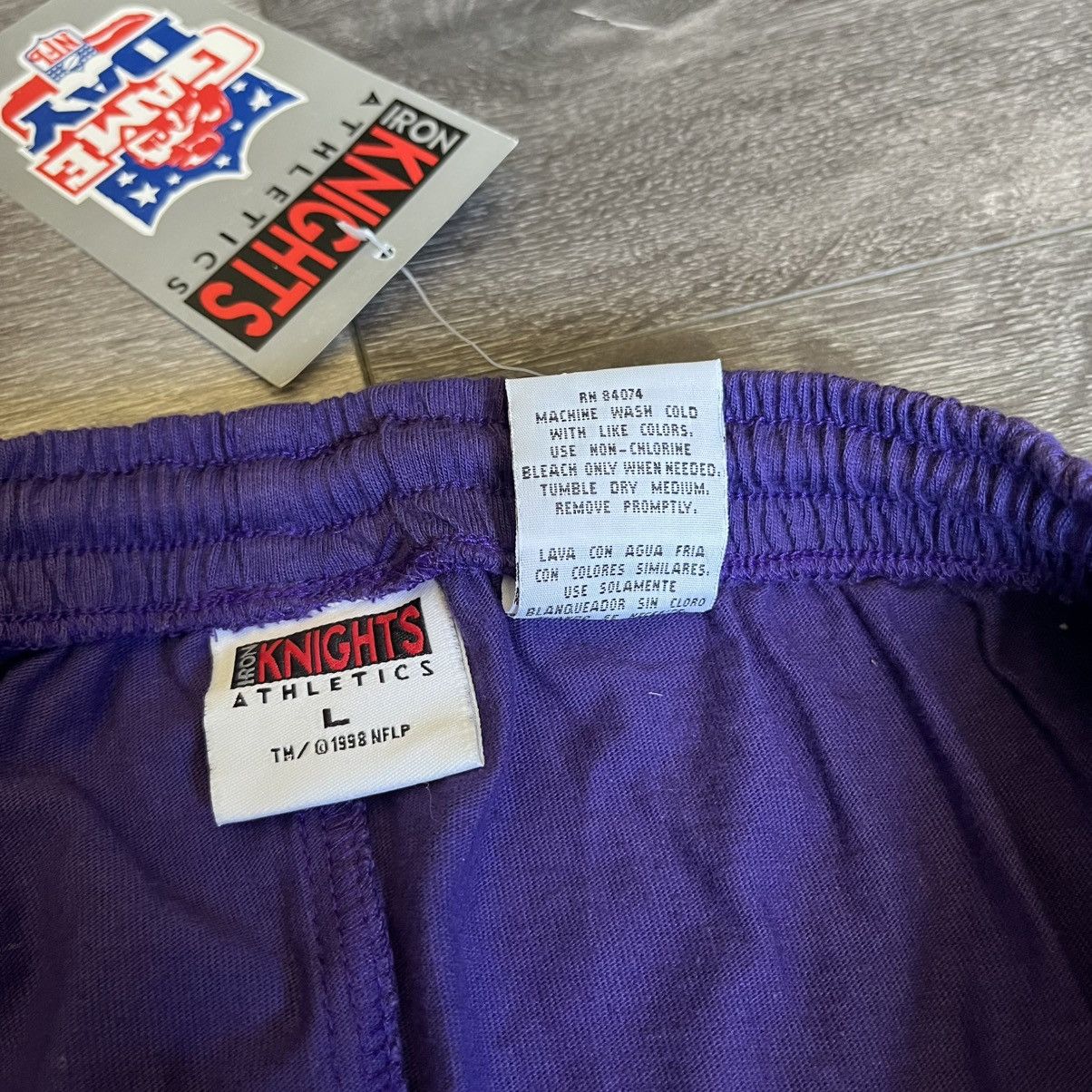 NFL New Vintage 1990s NFL Iron Knights Minnesota Vikings Shorts Size US 32 / EU 48 - 7 Thumbnail