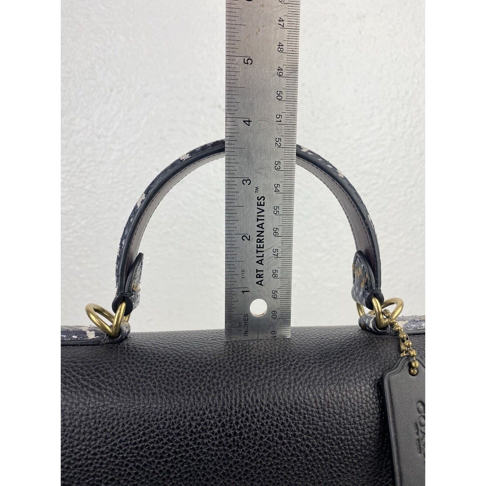 Coach Coach Tabby Top Handle Black White Leather Snakeskin Purse Size ONE SIZE - 23 Thumbnail