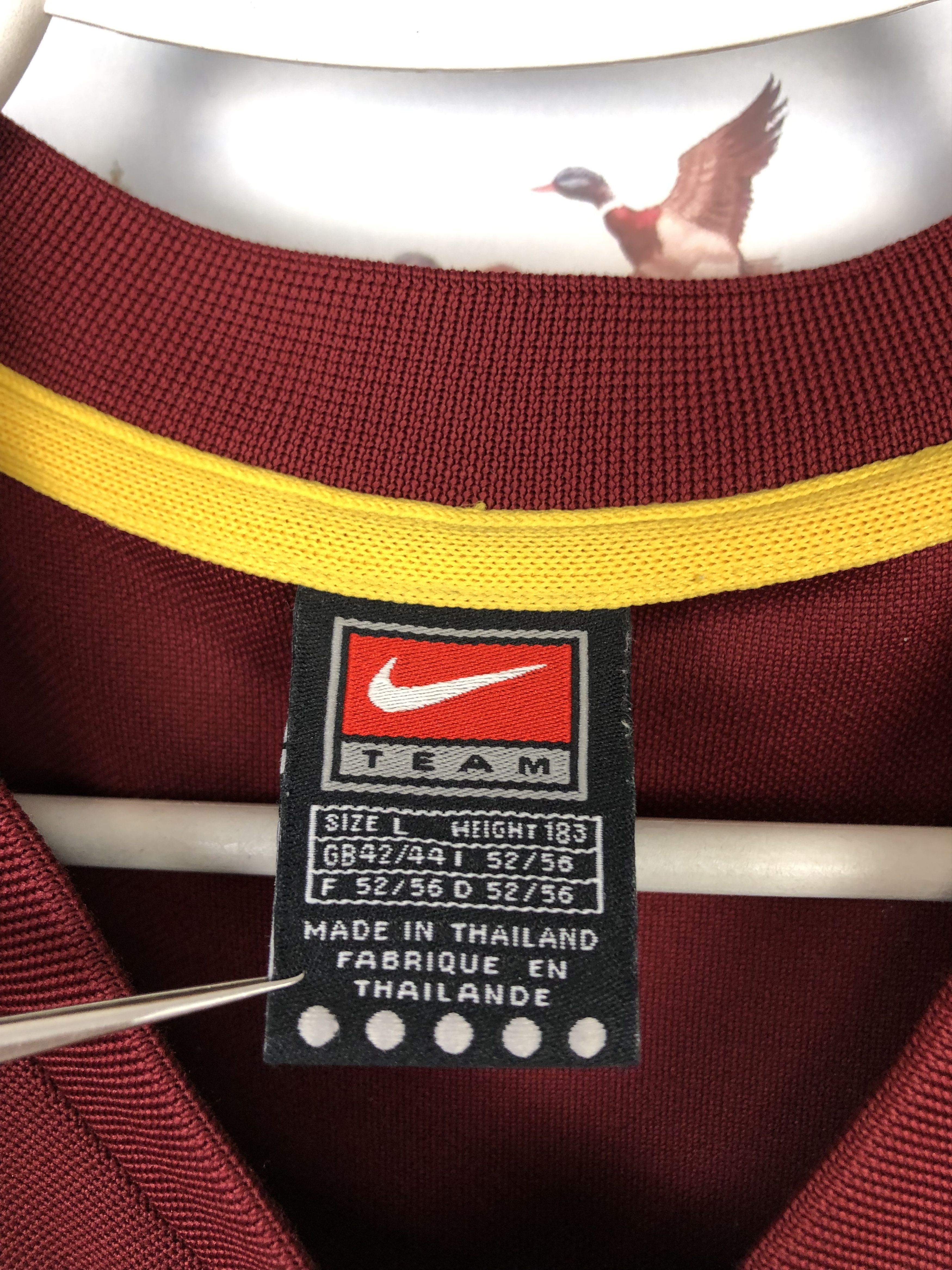 Nike Vintage Nike Portugal Football Shirt Soccer National Tee Size US L / EU 52-54 / 3 - 9 Thumbnail