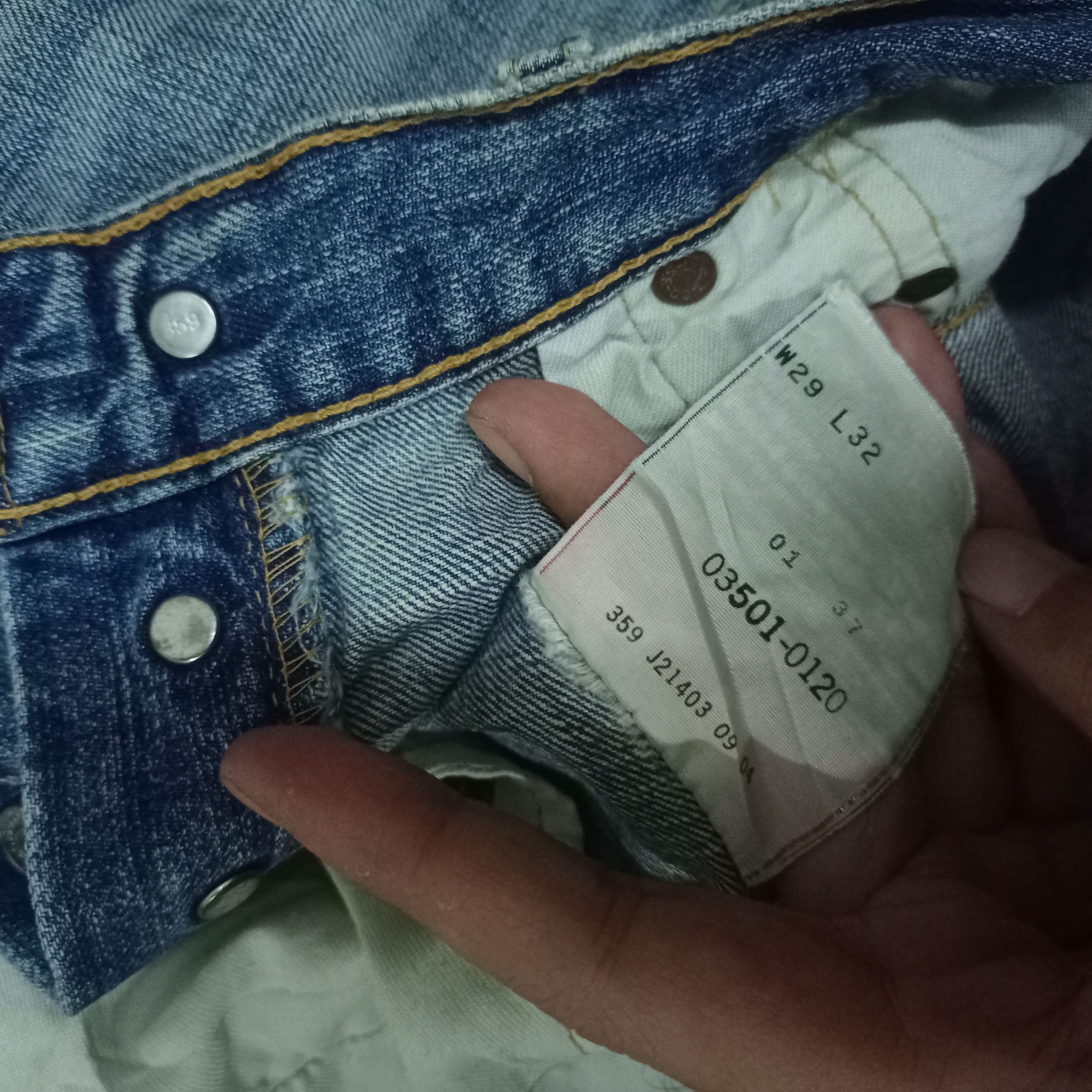 Levi's × Levi's Vintage Clothing Vintage 90s Levis 501 Faded Style Distressed Loose Jeans Size US 29 - 9 Thumbnail