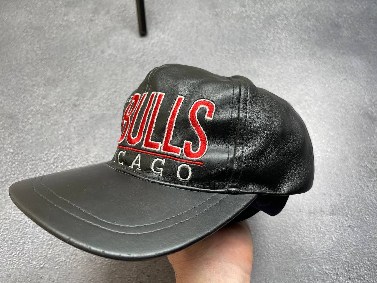 NBA Chicago Bulls leather vintage cap Size ONE SIZE - 2 Thumbnail