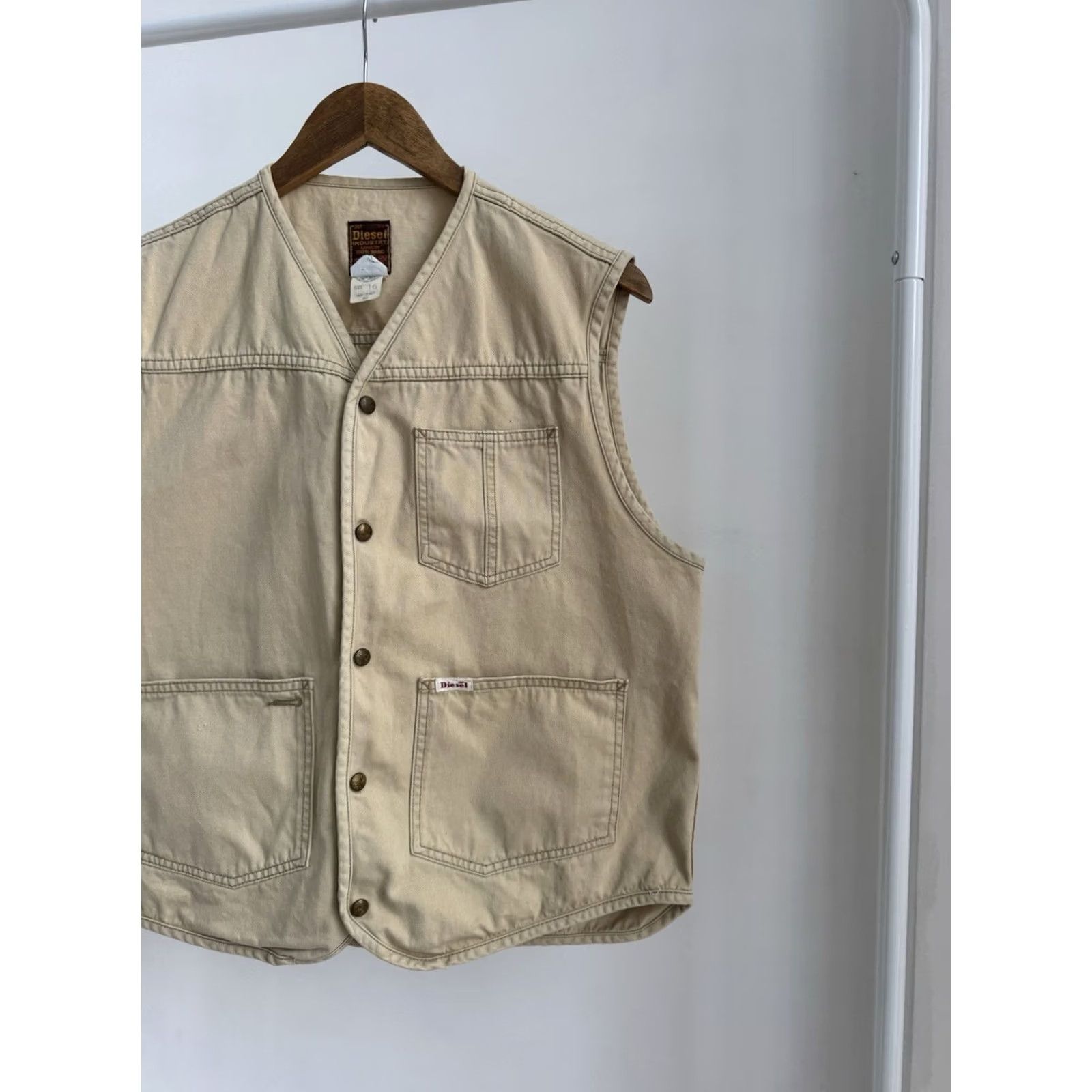 Diesel VINTAGE Diesel Vest Men 90s Workwear Canvas Button-Up Size M Beige / Brown Casual Streetwear 90s Retro Military Pockets Size US M / EU 48-50 / 2 - 3 Thumbnail