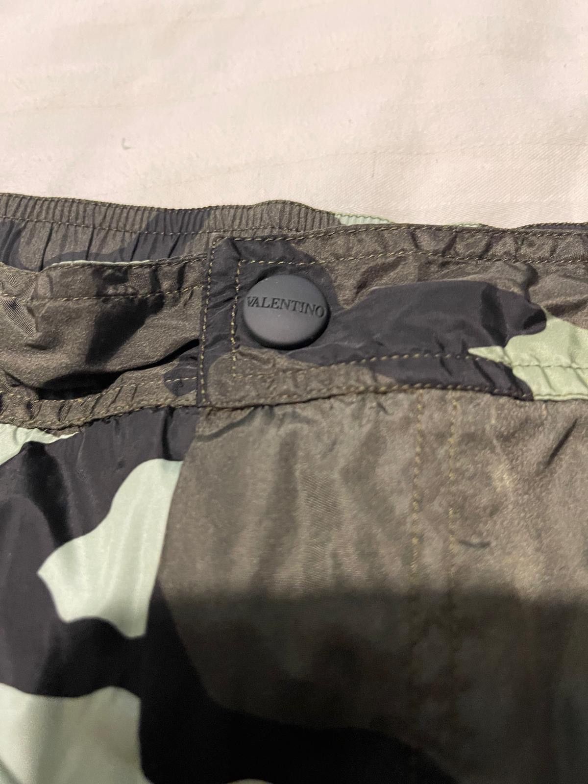 Valentino Valentino swimwear size XXL gently used Size US 36 / EU 52 - 4 Thumbnail