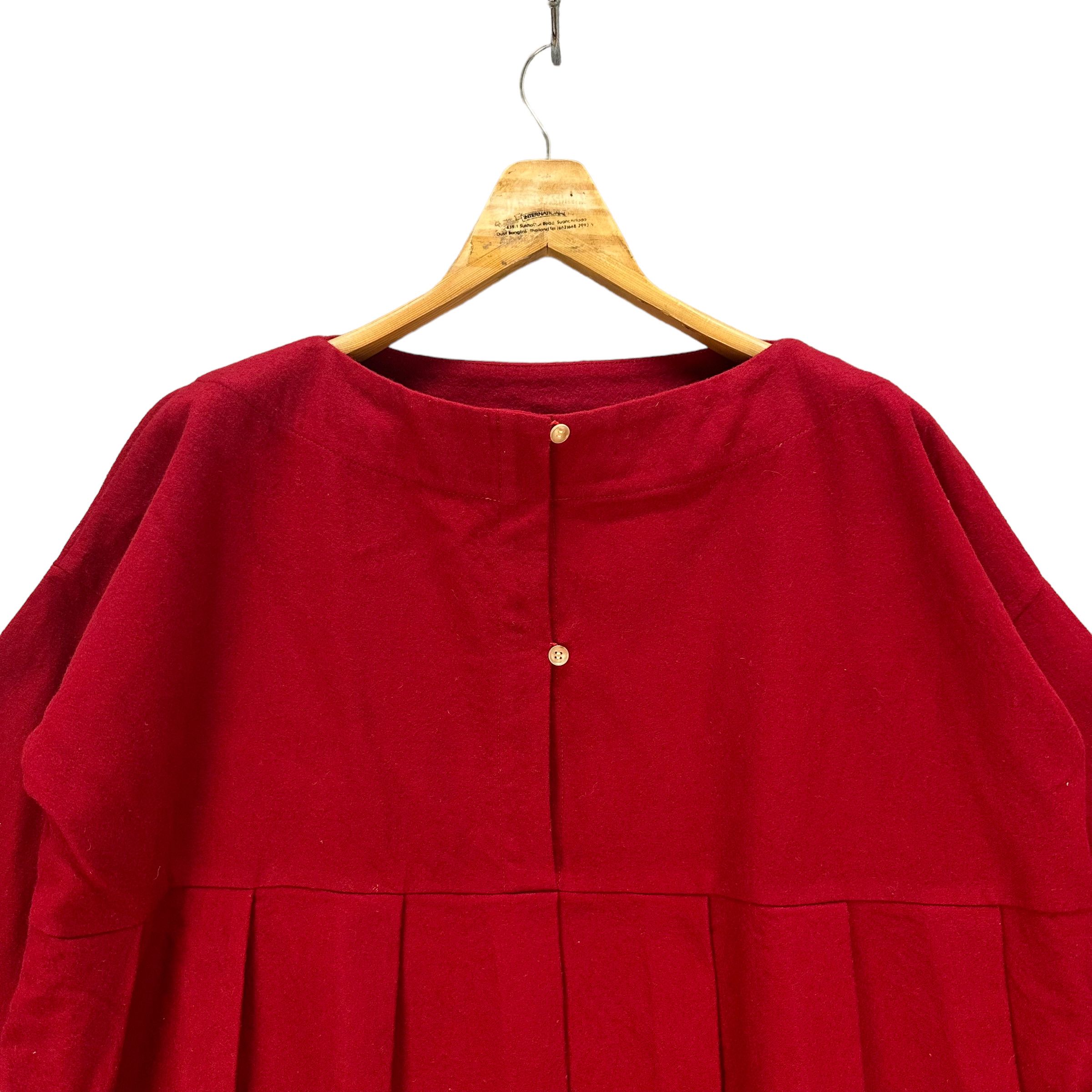 Japanese Brand VERITECOEUR RED BLOUSE #8279-221 Size ONE SIZE - 2 Thumbnail