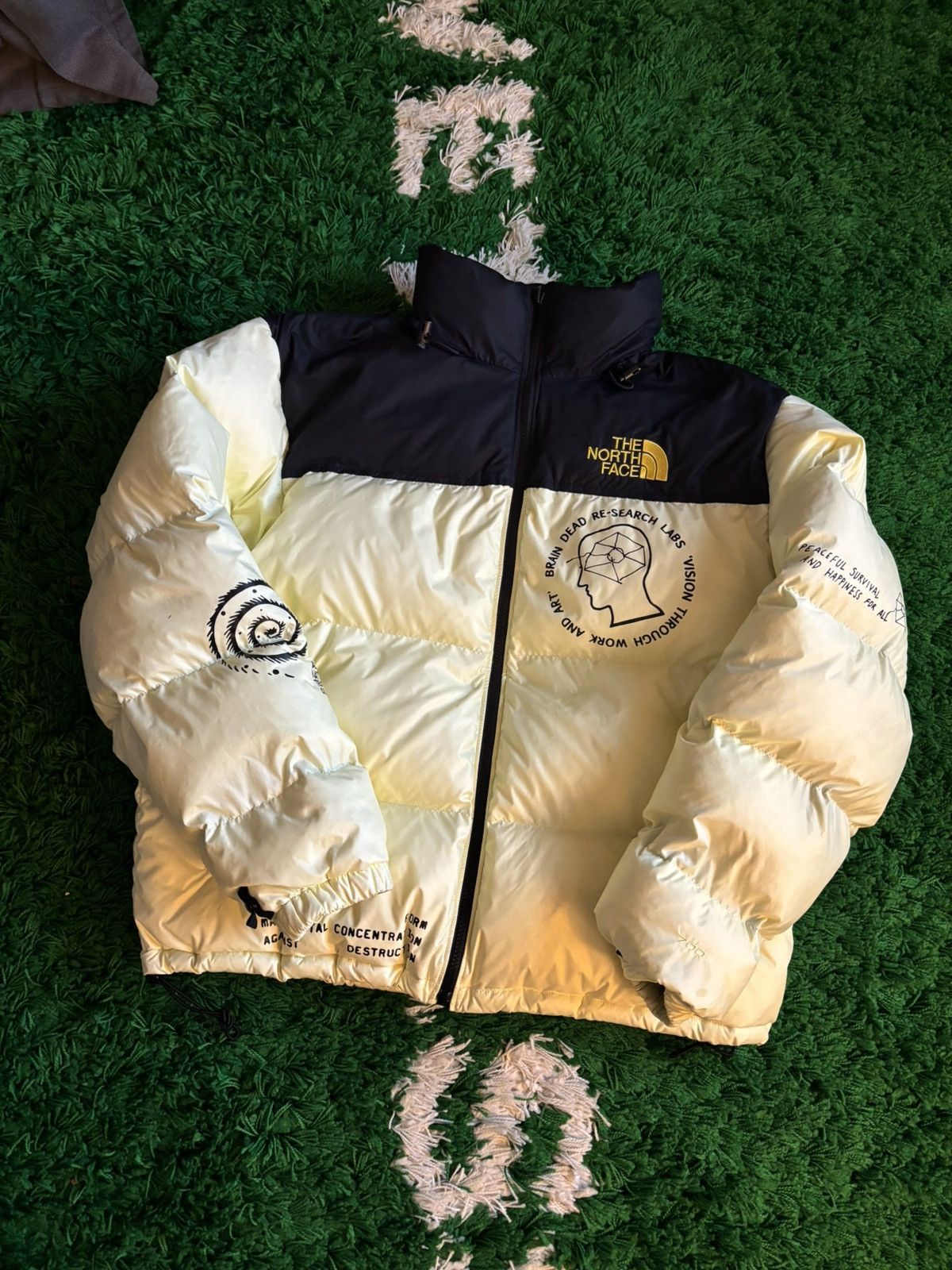 Brain Dead × The North Face the north face brain dead 700 fill puffer nuptse Size US L / EU 52-54 / 3 - 1 Thumbnail