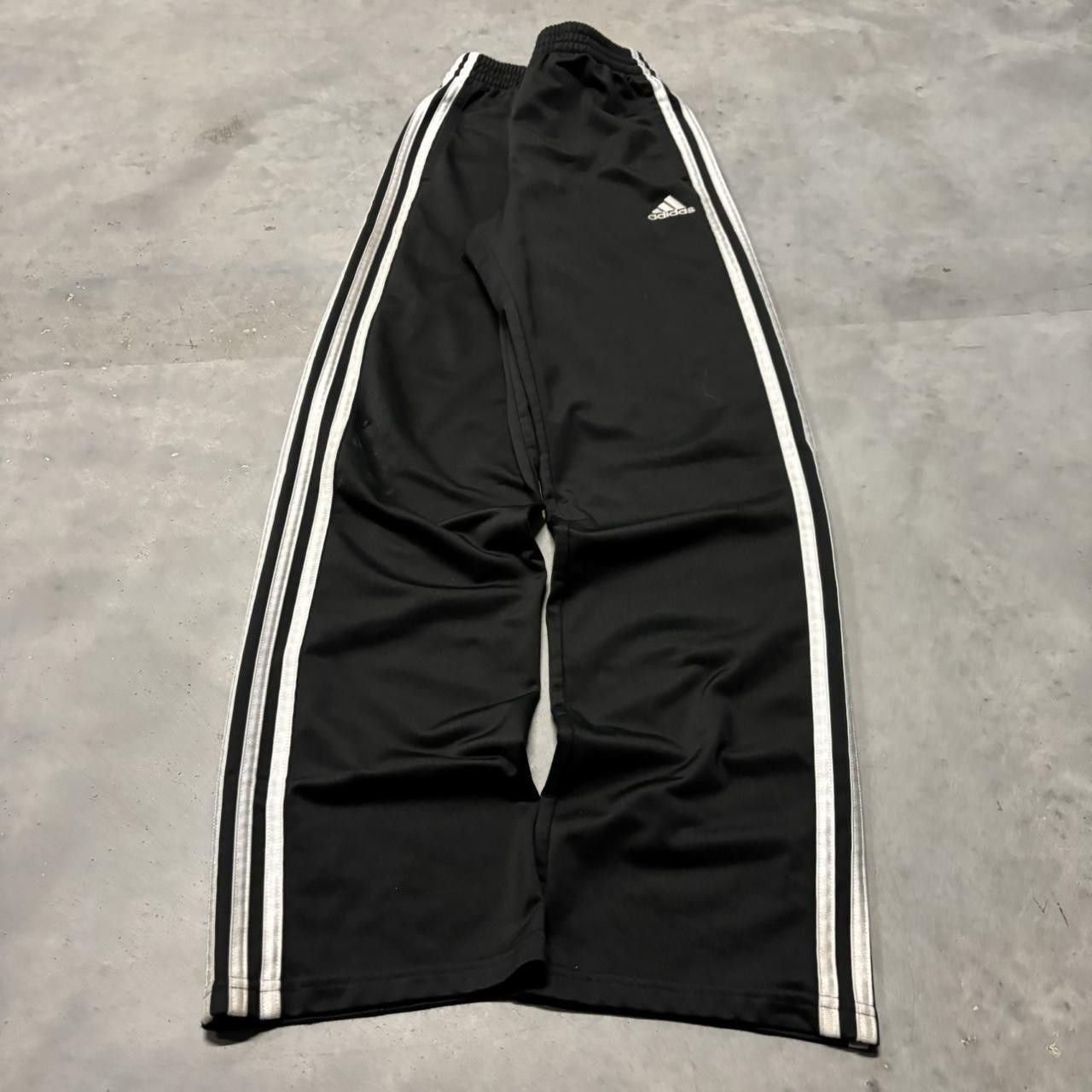 Adidas × Vintage Crazy Vintage Y2K/2000s Black Adidas Striped Essential Sweatpants! Size US 28 / EU 44 - 2 Thumbnail