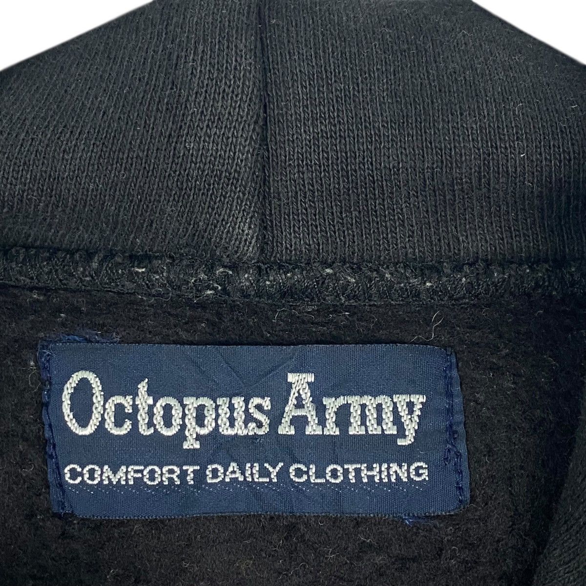 Other Vintage Octopus Army Hoodie Big Logo Black Pullover Size L Size US M / EU 48-50 / 2 - 5 Thumbnail