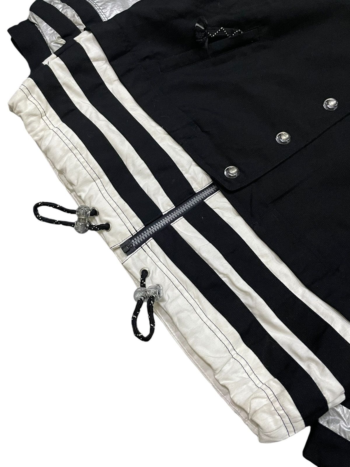 Salomon Vintage Salomon Astro Reflective Silver Coated Boxy Jacket Size US M / EU 48-50 / 2 - 9 Thumbnail