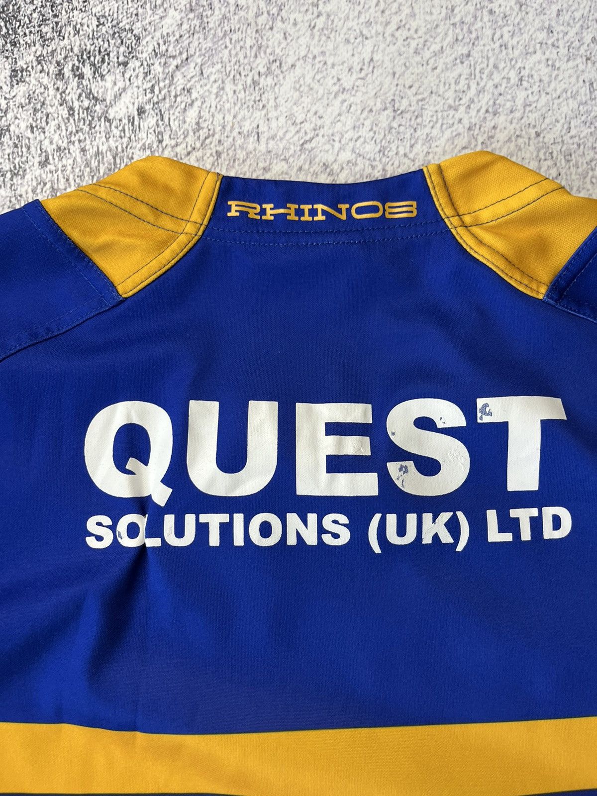 Vintage ISC Leeds Rhinos 2016 Rugby Jersey Men's Size XL Size US XL / EU 56 / 4 - 16 Thumbnail
