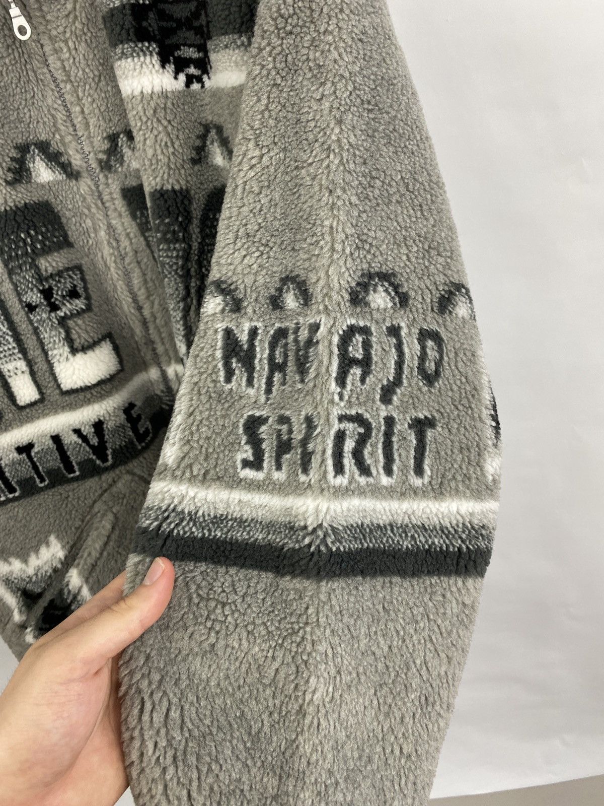 Native 🇺🇸 Vintage 90s Navajo CHEWAN NATIVE AMERICAN Indian Fleece Size US L / EU 52-54 / 3 - 6 Thumbnail