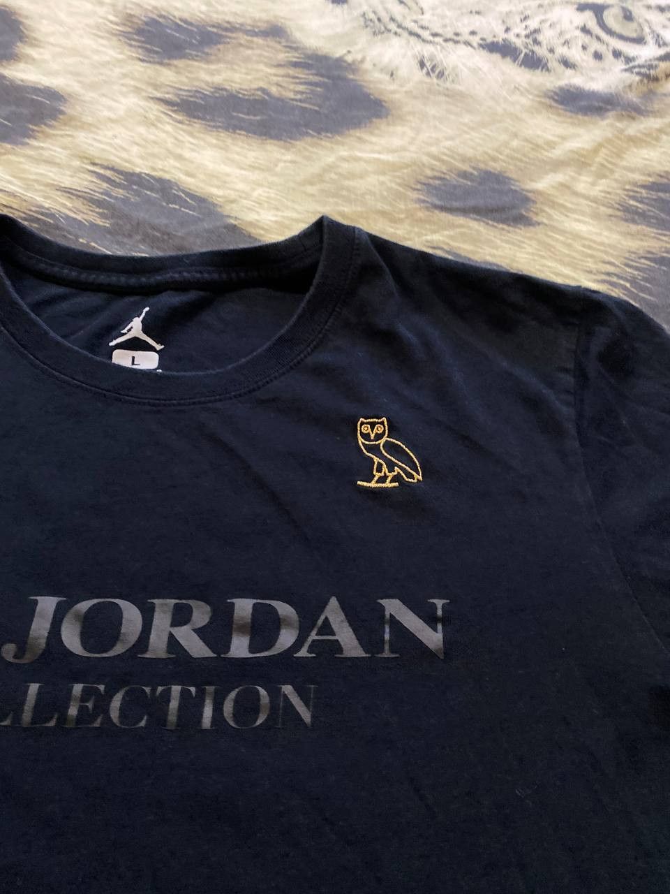 Jordan Brand T-Shirt black Jordan Brand Y2K big logo center Vintage Size US L / EU 52-54 / 3 - 8 Thumbnail