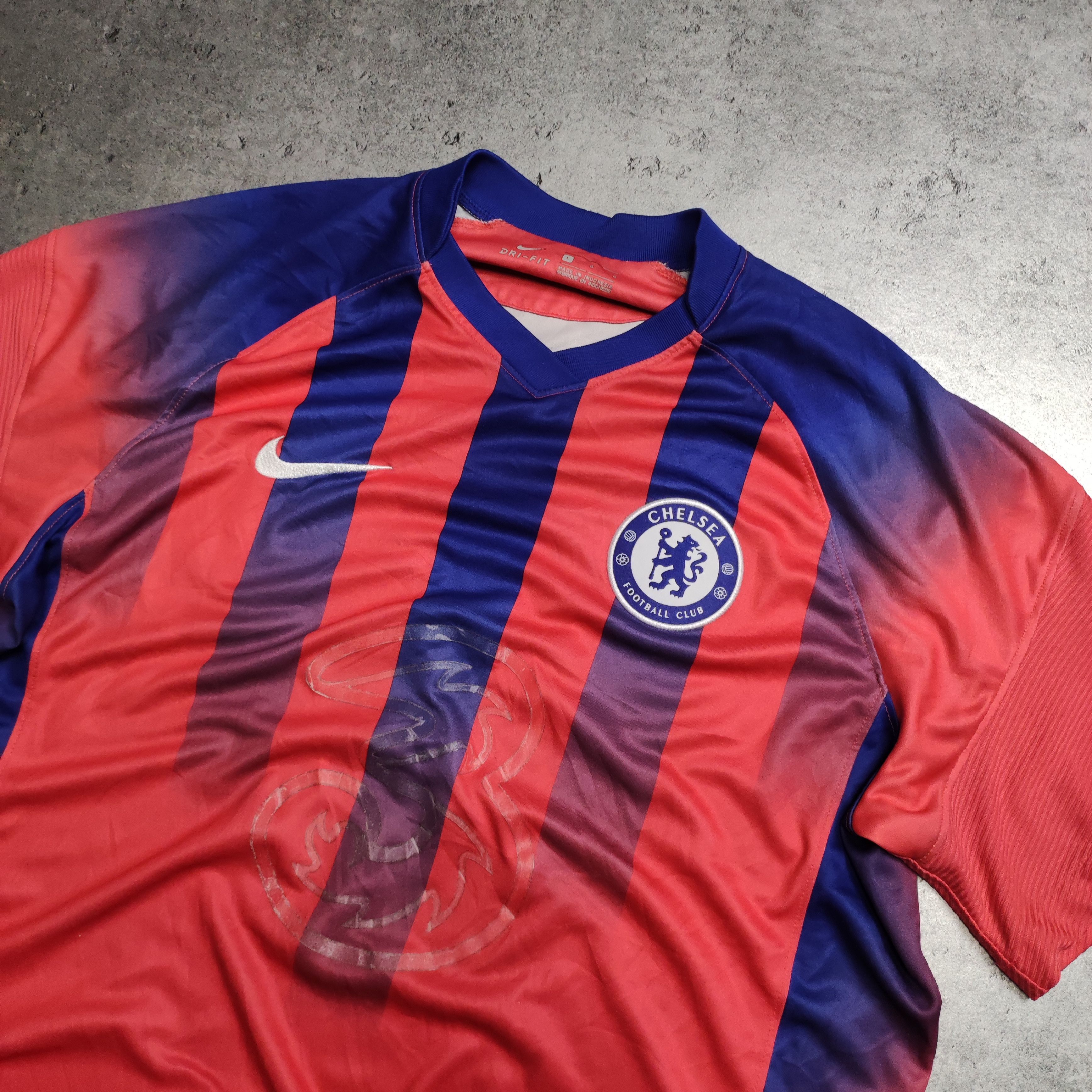 Chelsea Soccer RARE OG Chelsea London Football Nike Third 2020 Jersey Size US L / EU 52-54 / 3 - 4 Thumbnail