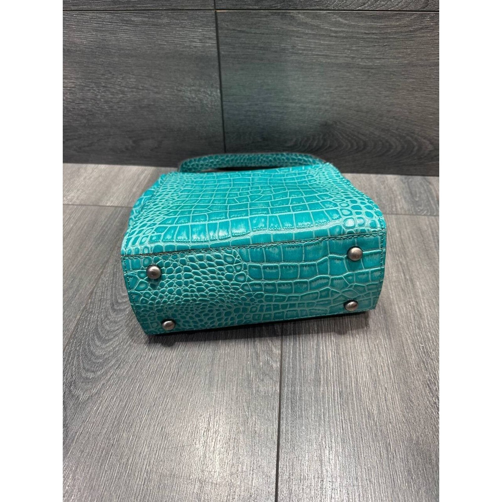 Patricia Nash Patricia Nash Leather Croc Embossed Frame green bag A386257 Size ONE SIZE - 4 Thumbnail