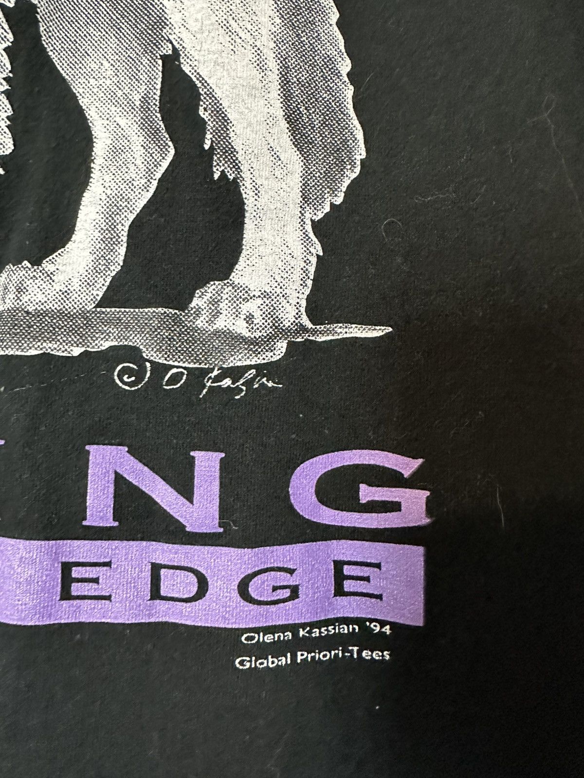 Vintage Vintage Living On The Edge Wolf T-shirt Size XL Size US XL / EU 56 / 4 - 5 Thumbnail