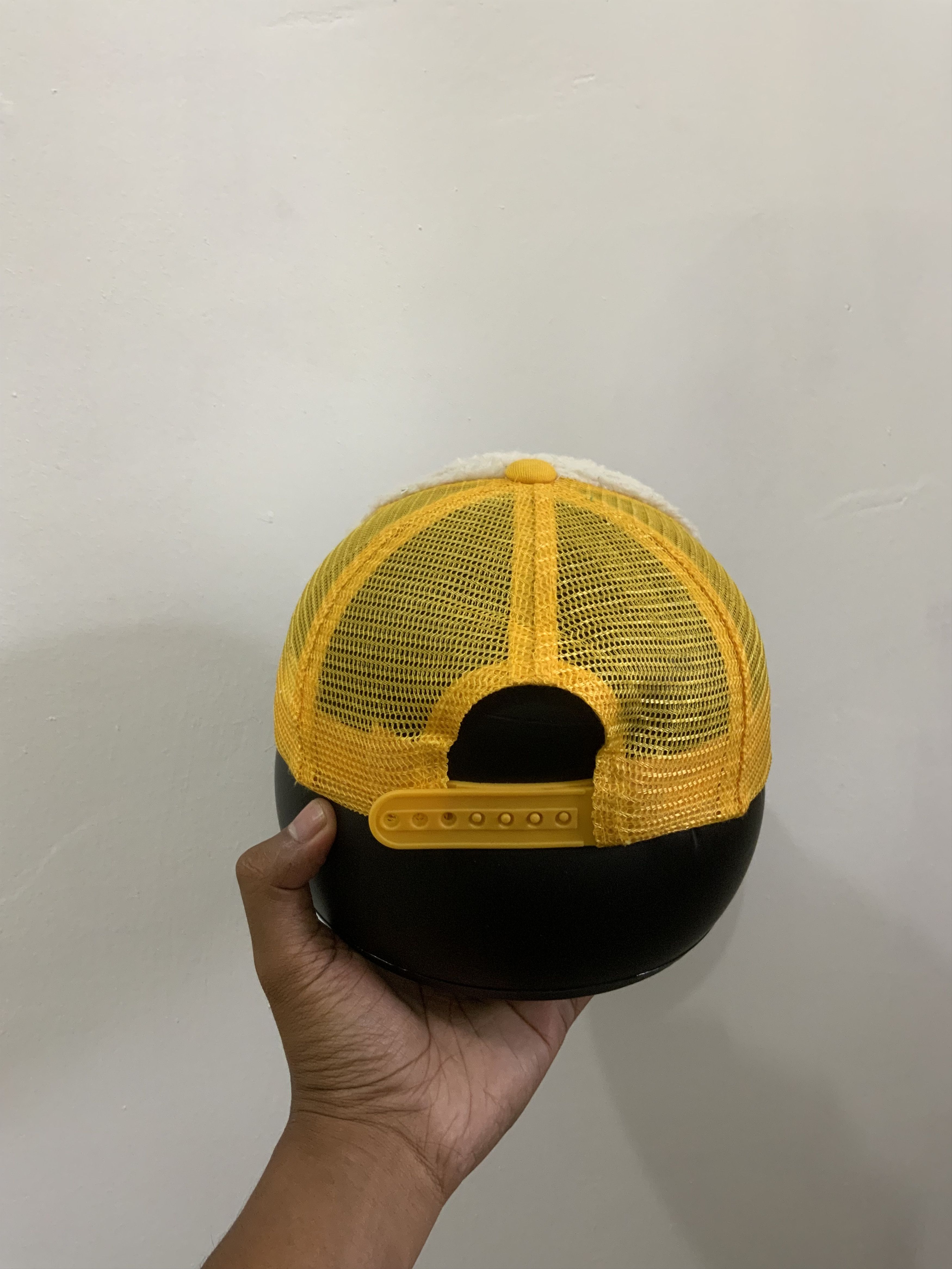 Japanese Brand Shisky Fur Skull Trucker Hat Cap Size ONE SIZE - 4 Thumbnail
