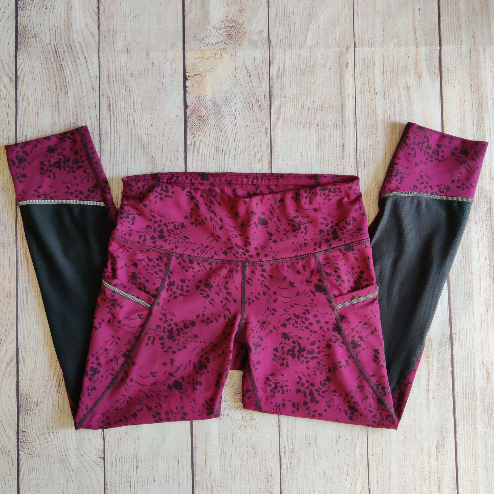 Athleta Athleta Floral Garden Relay 2.0 Capri Leggings XS Size 26" / US 2 / IT 38 - 3 Thumbnail