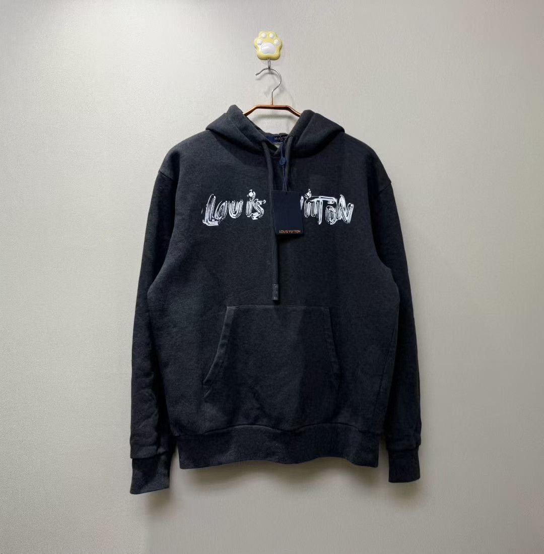 Louis Vuitton Louis Vuitton LV New Paint Logo Hoodie Size US S / EU 44-46 / 1 - 1 Thumbnail