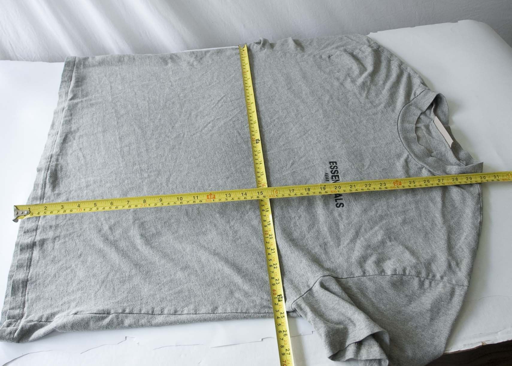 Fear of God Fear Of God Essentials T Shirt Size XL Gray Size US XL / EU 56 / 4 - 4 Thumbnail