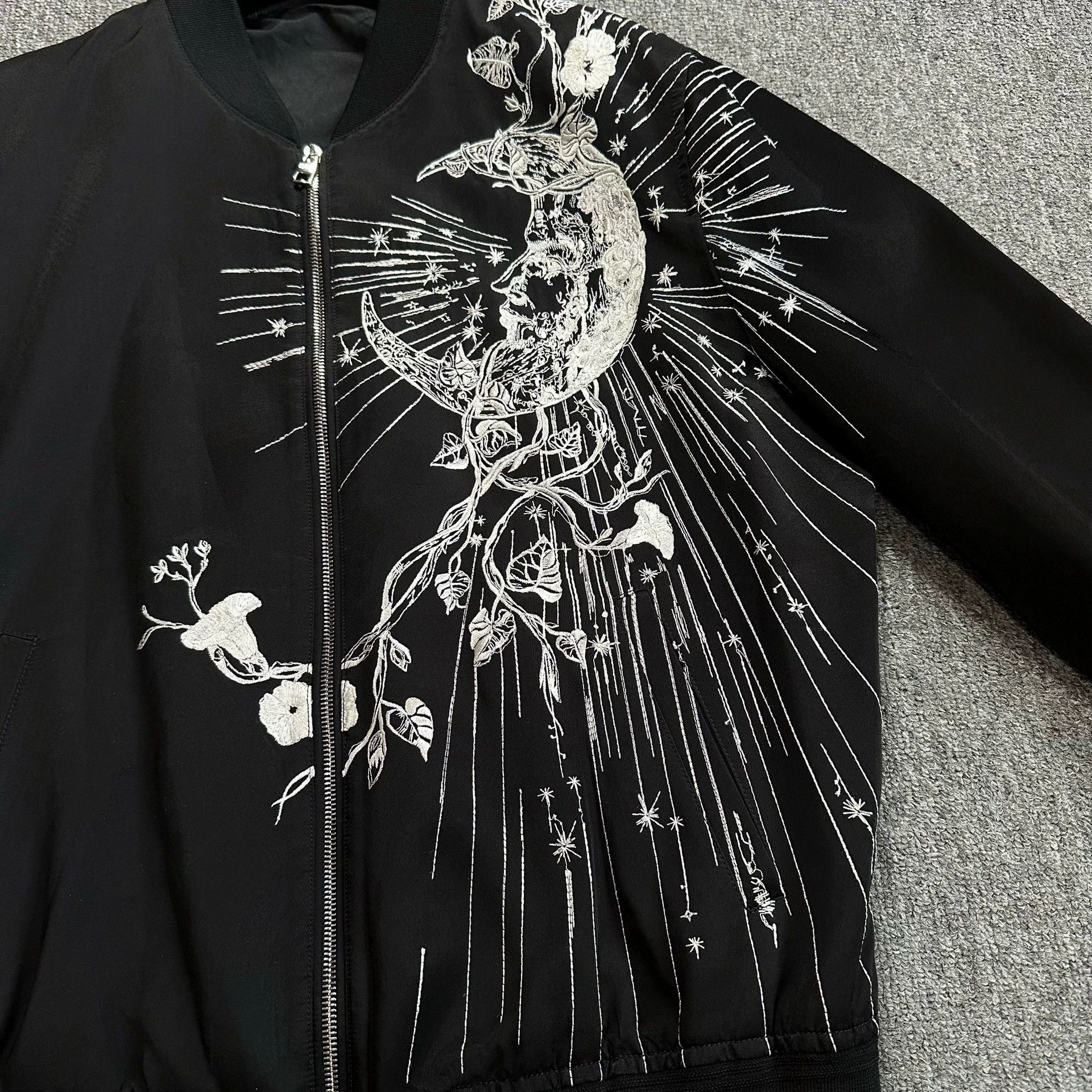 Alexander McQueen black embroidered bomber jacket by alexander mcqueen Size US L / EU 52-54 / 3 - 2 Thumbnail