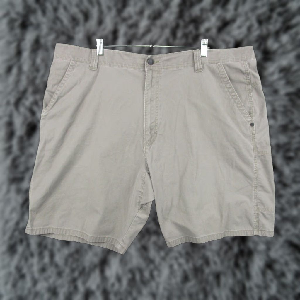 Wrangler Wrangler Cargo Shorts 42 Cotton Khaki Flat Front Stretch Men's Casual Outdoor Summer Beig e Size US 42 / EU 58 - 1 Thumbnail