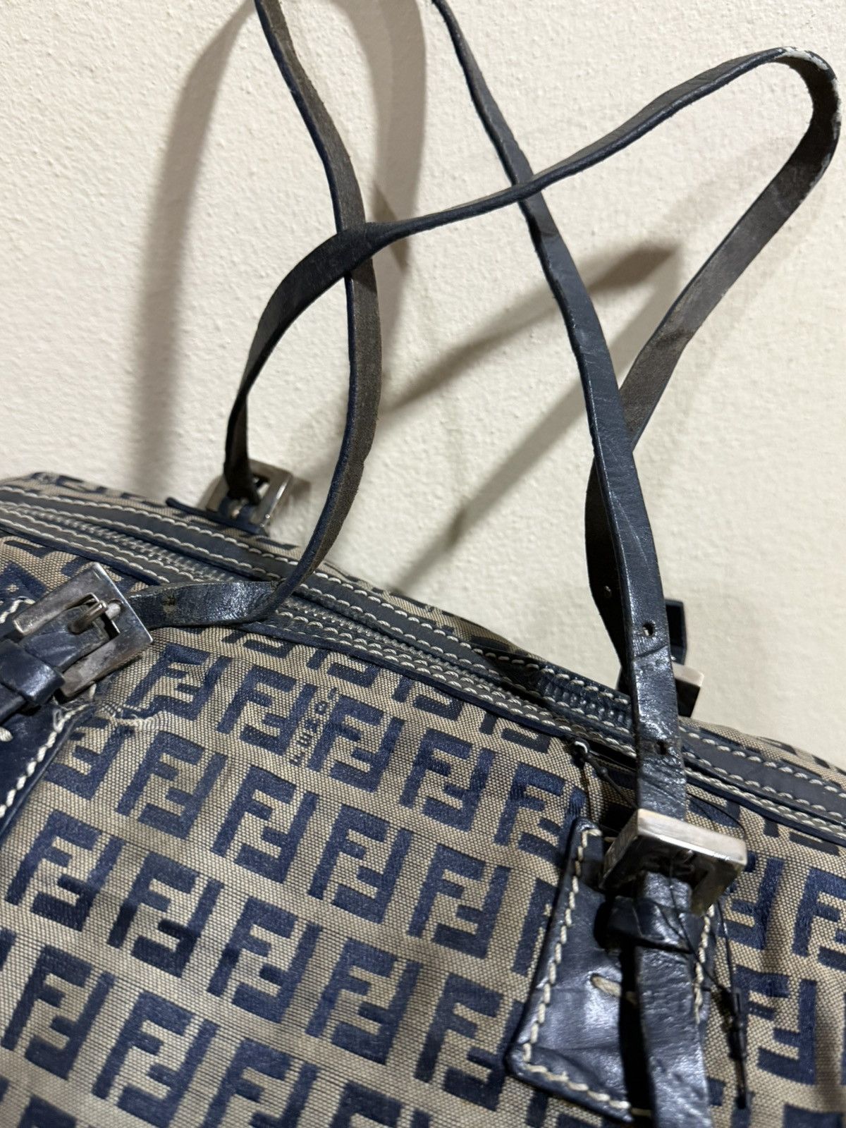 Fendi Authentic Fendi Zucca Monogram Canvas Hand Bag Size ONE SIZE - 8 Thumbnail