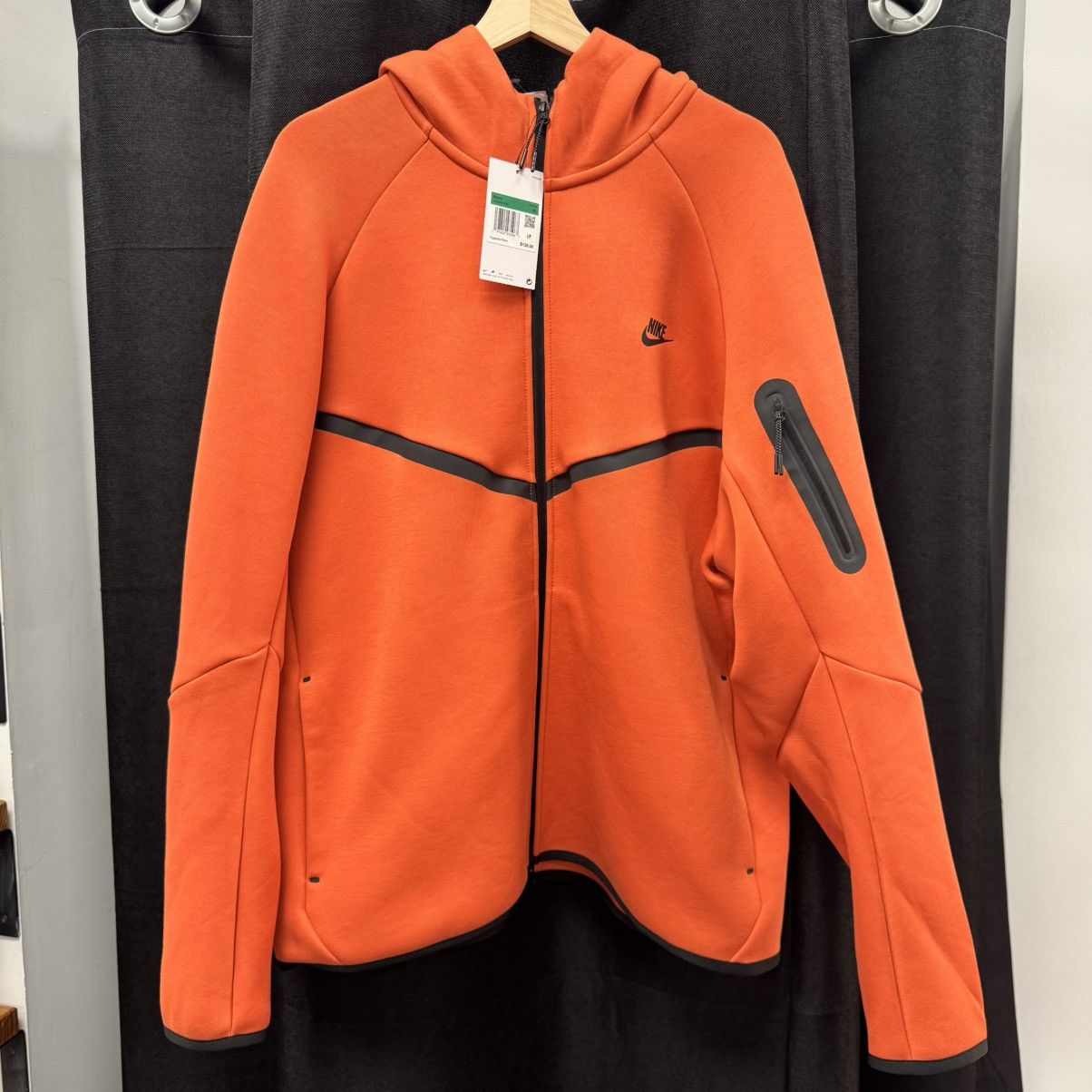 Nike Nike Tech Fleece Vintage Coral Size US XL / EU 56 / 4 - 1 Thumbnail