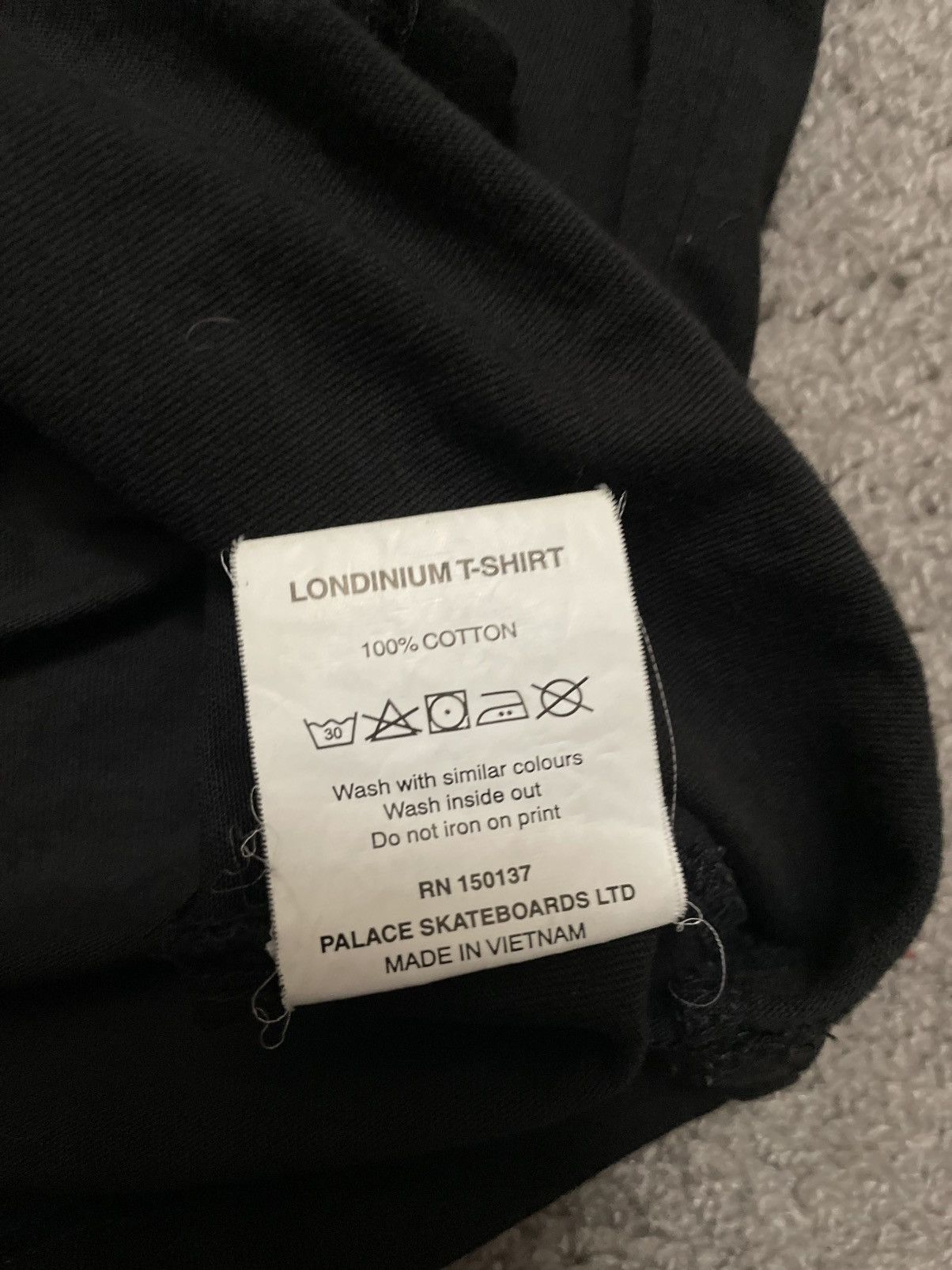 Palace Palace “Londinium” Tee Size US L / EU 52-54 / 3 - 5 Thumbnail
