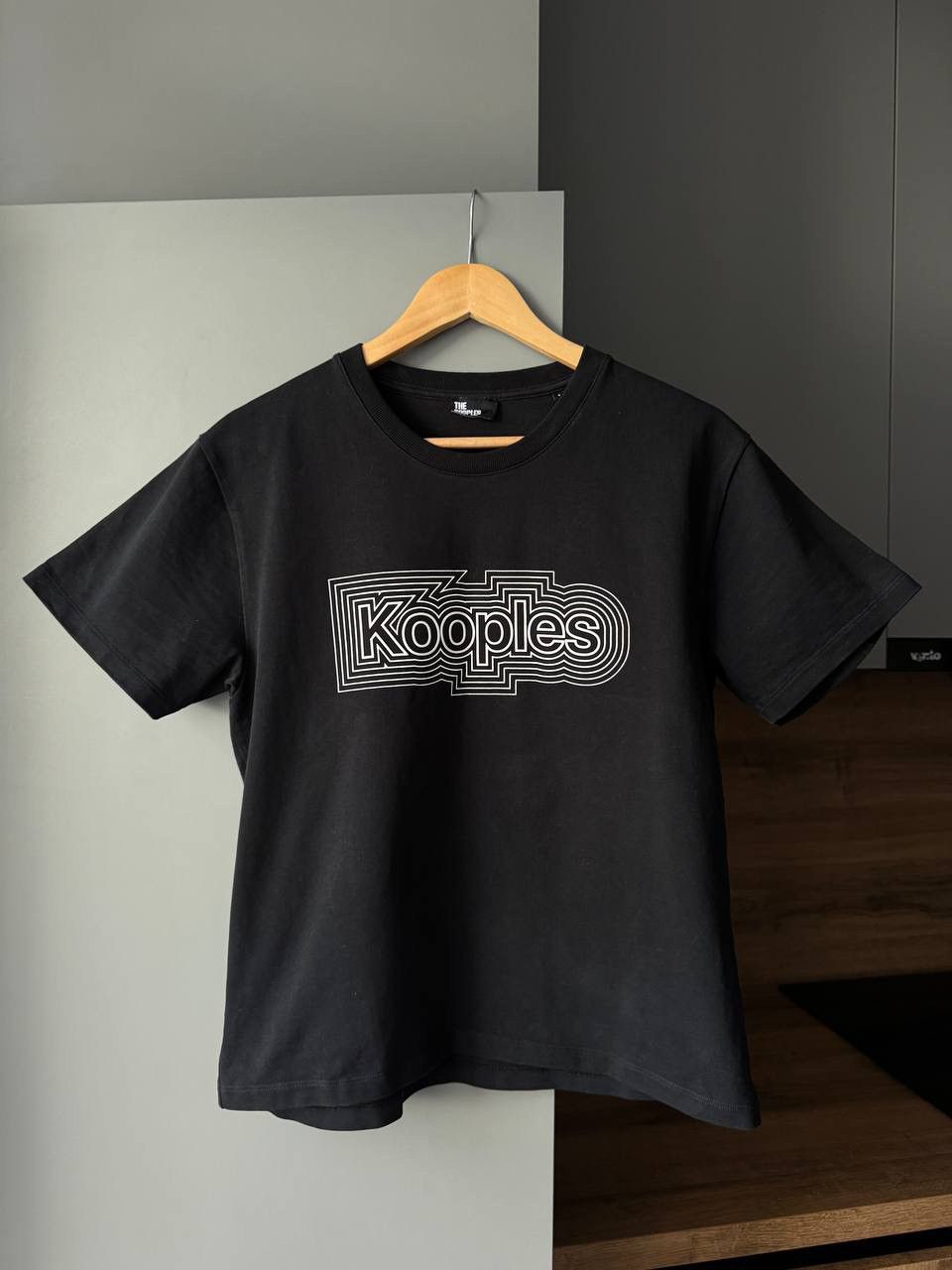 The Kooples The Kooples Reverse Logo T-Shirt (Black, Medium) Size M / US 6-8 / IT 42-44 - 1 Thumbnail