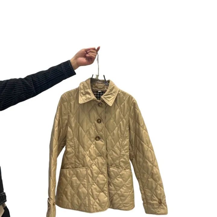 Burberry Burberry Women's Quilted Button-Up Jacket 0079 Size M / US 6-8 / IT 42-44 - 1 Thumbnail