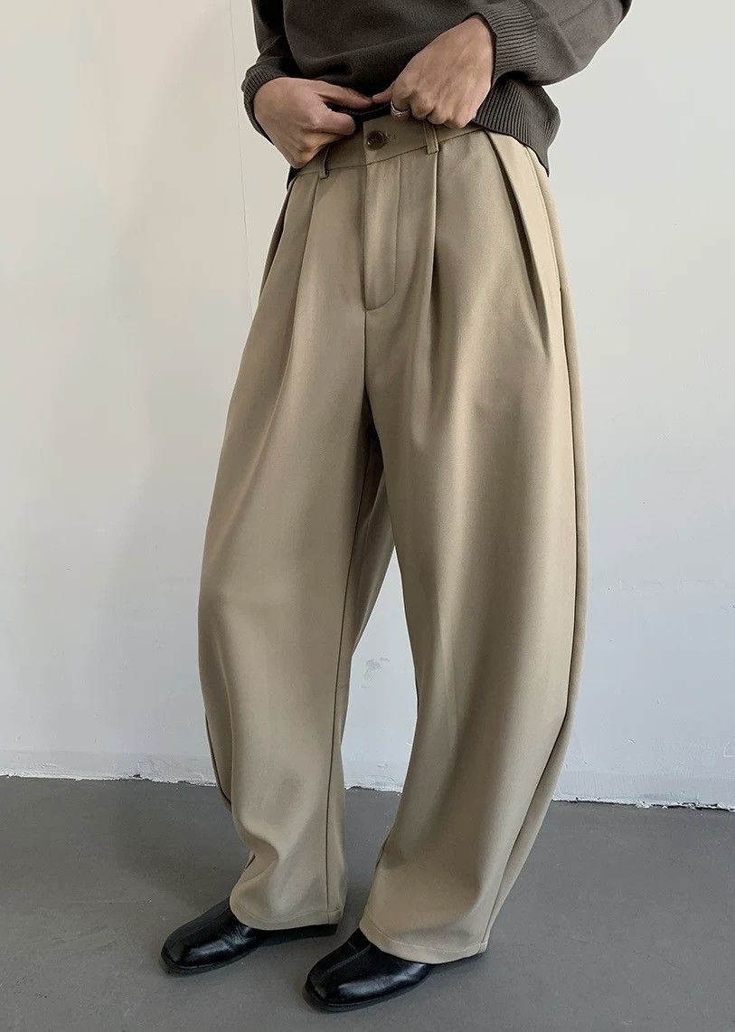Japanese Brand × Vintage Cleanfit retro fashion loose fit pleated barrel leg pants Size US 30 / EU 46 - 1 Thumbnail