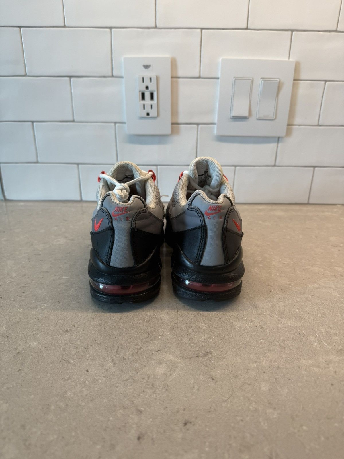 Nike Size 5.5 - Nike Air Max 1 OG Solar Red Size US 5.5 / EU 38 - 4 Thumbnail