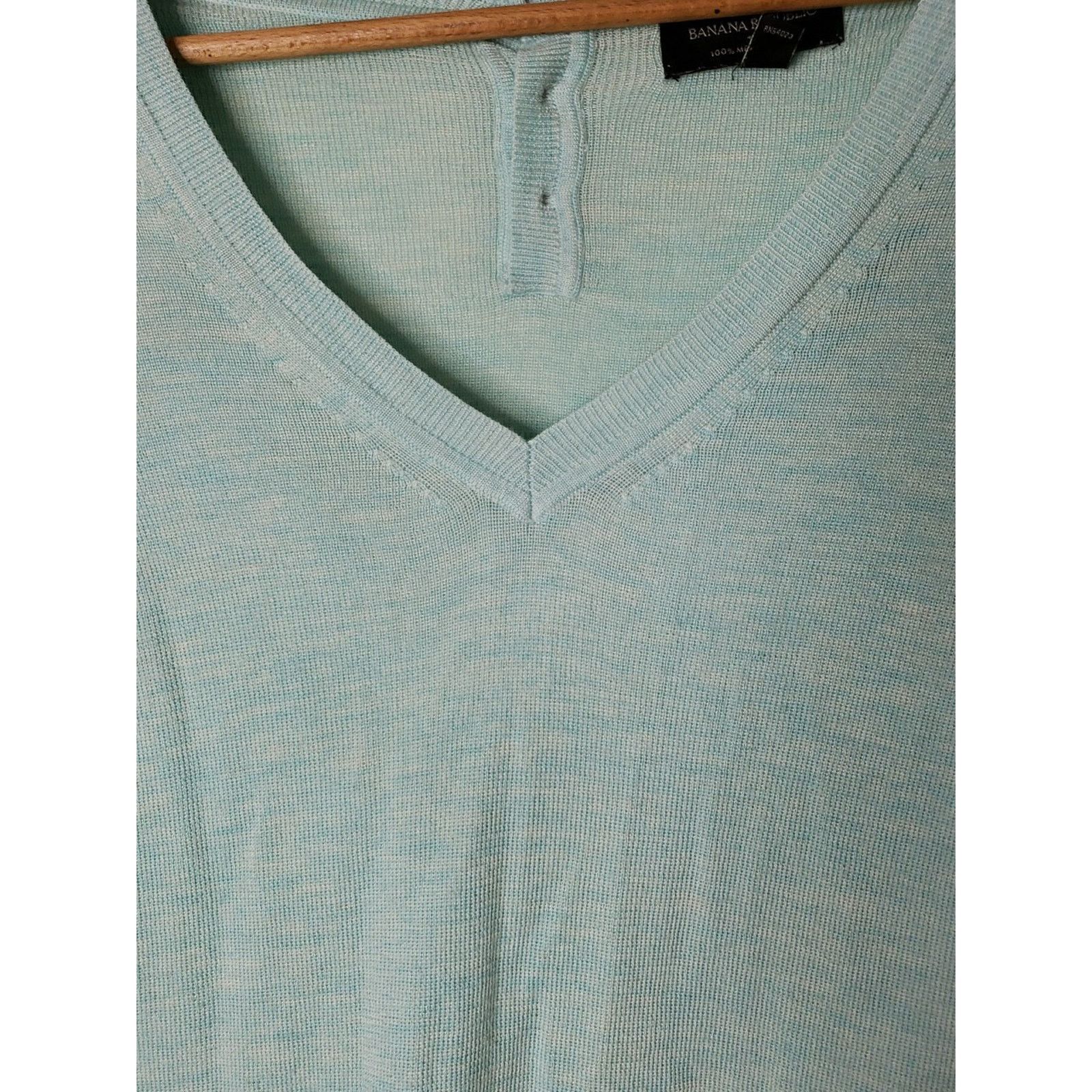Banana Republic Banana Republic Blue Vneck 100% Merino Wool Sweater small Size S / US 4 / IT 40 - 4 Thumbnail