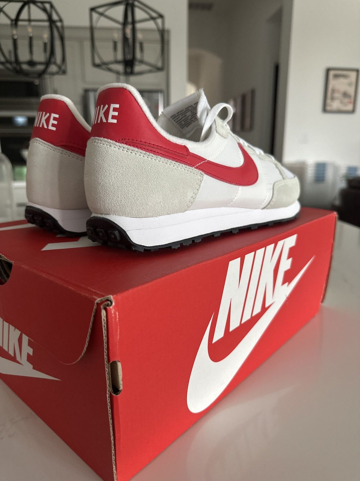 Nike Nike Challenger - OG White University Red (9.5) Size US 9.5 / EU 42-43 - 8 Thumbnail