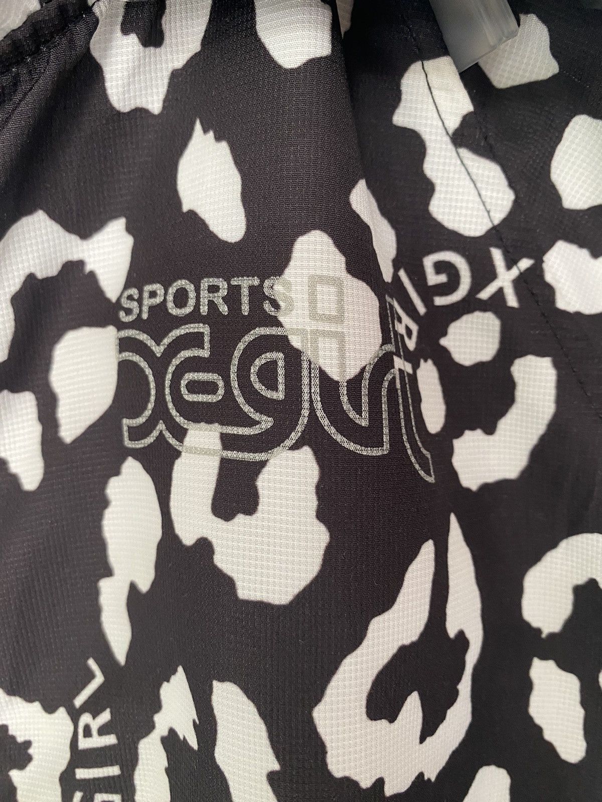 Vintage XGIRL Full Print Zipper Hoodie Outdoor Jacket (M) Size US M / EU 48-50 / 2 - 17 Thumbnail