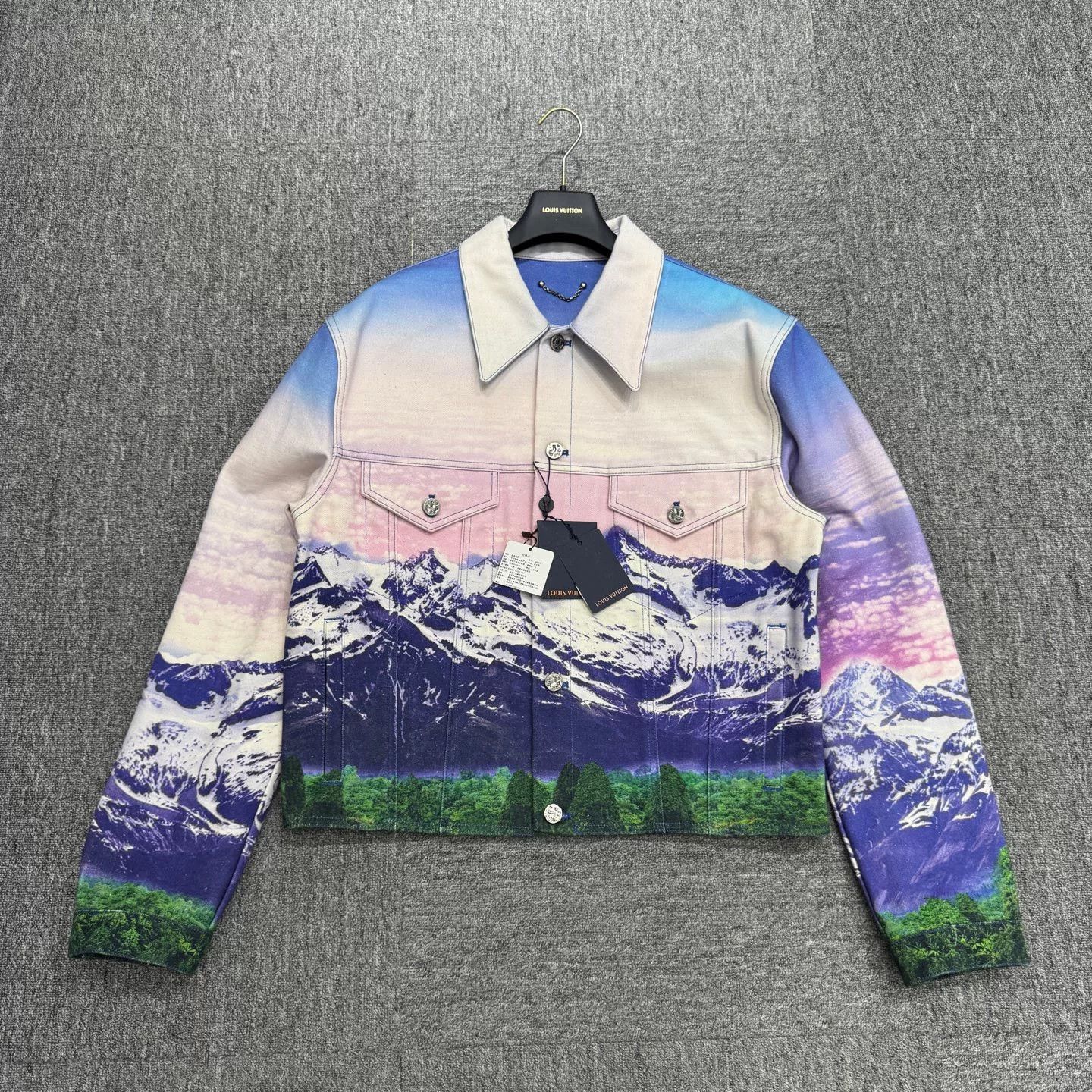 Louis Vuitton louis vuitton scenic denim jacket. Size US XXL / EU 58 / 5 - 1 Thumbnail