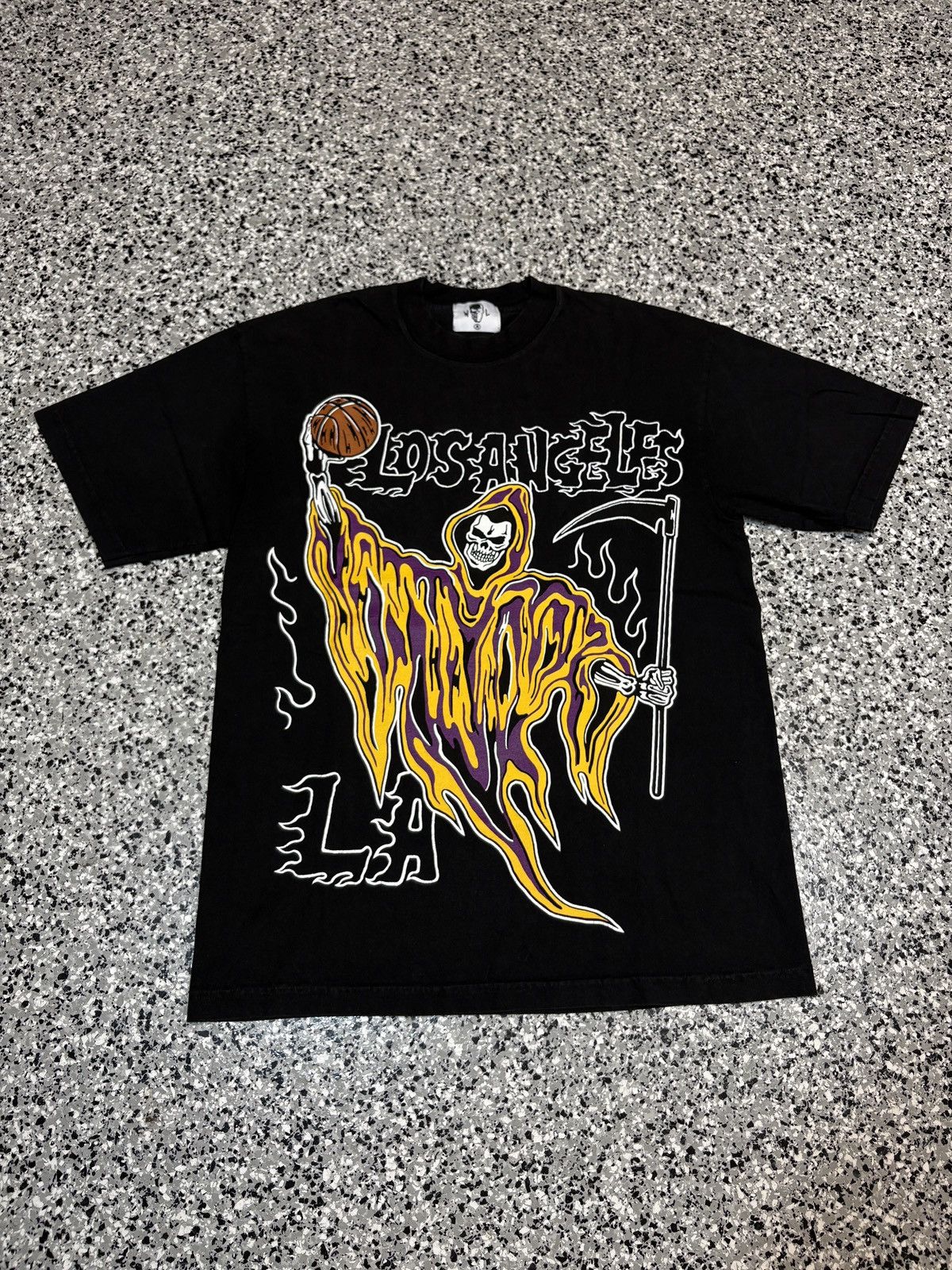 NBA × Warren Lotas 2022 LA Lakers X Warren Lotas Signature Reaper Shirt Size M Size US M / EU 48-50 / 2 - 1 Thumbnail