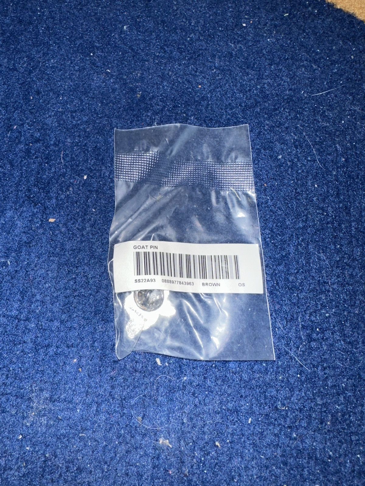 Supreme Goat pin Size ONE SIZE - 3 Thumbnail