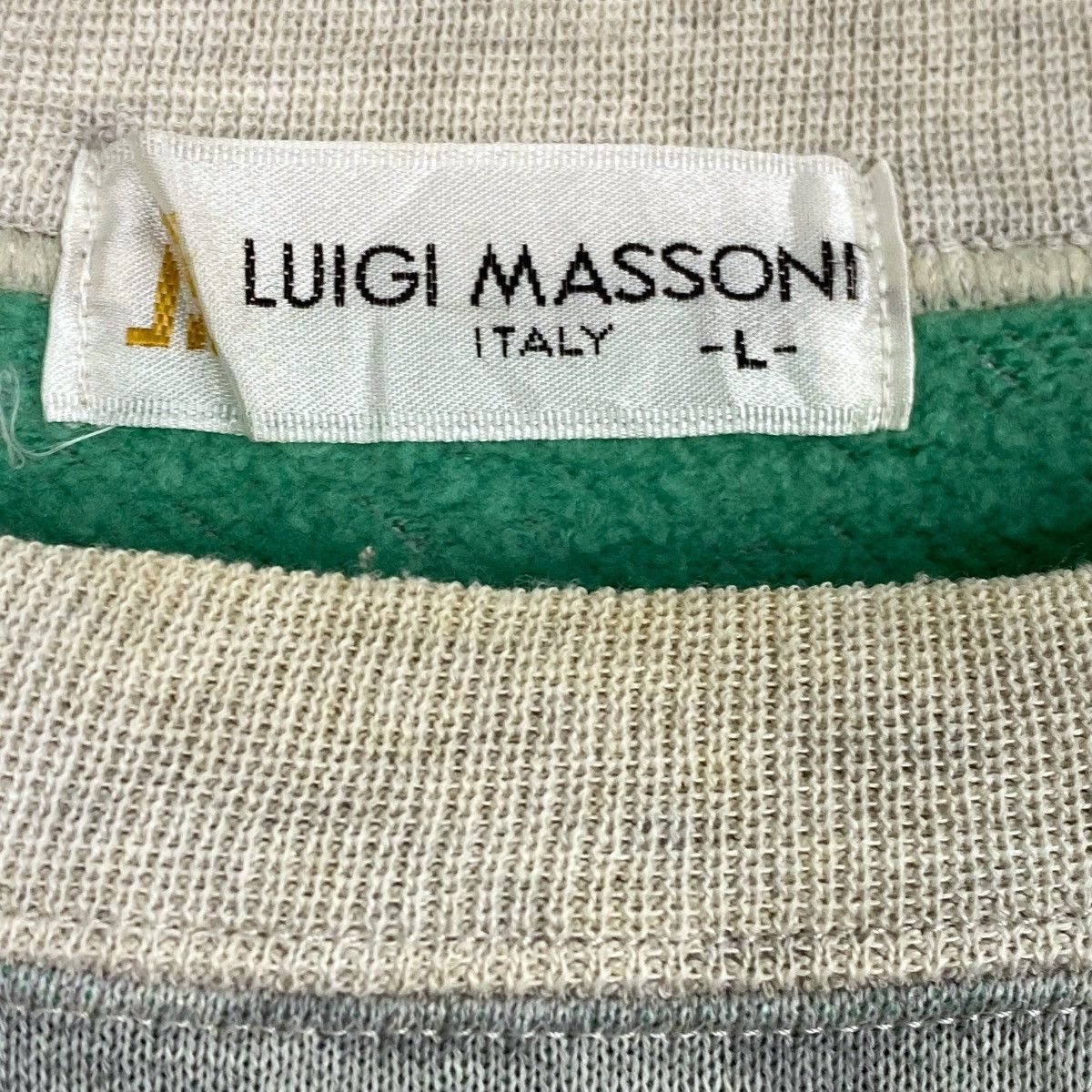 Vintage Vintage Luigi Massoni Small Embroided Crewneck Sweatshirt Size US L / EU 52-54 / 3 - 5 Thumbnail