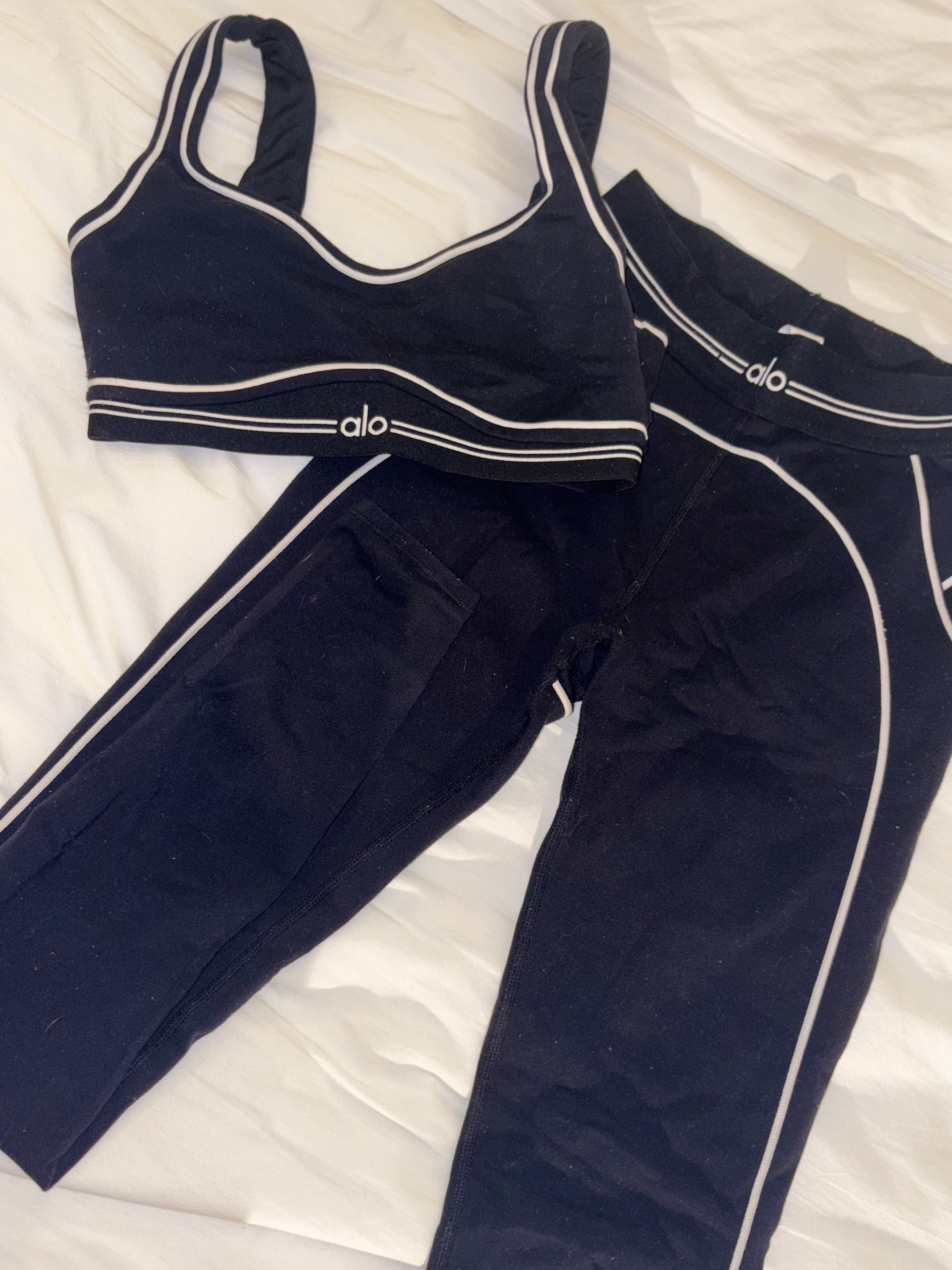 Alo Yoga Alo yoga set Size XS / US 0-2 / IT 36-38 - 2 Thumbnail