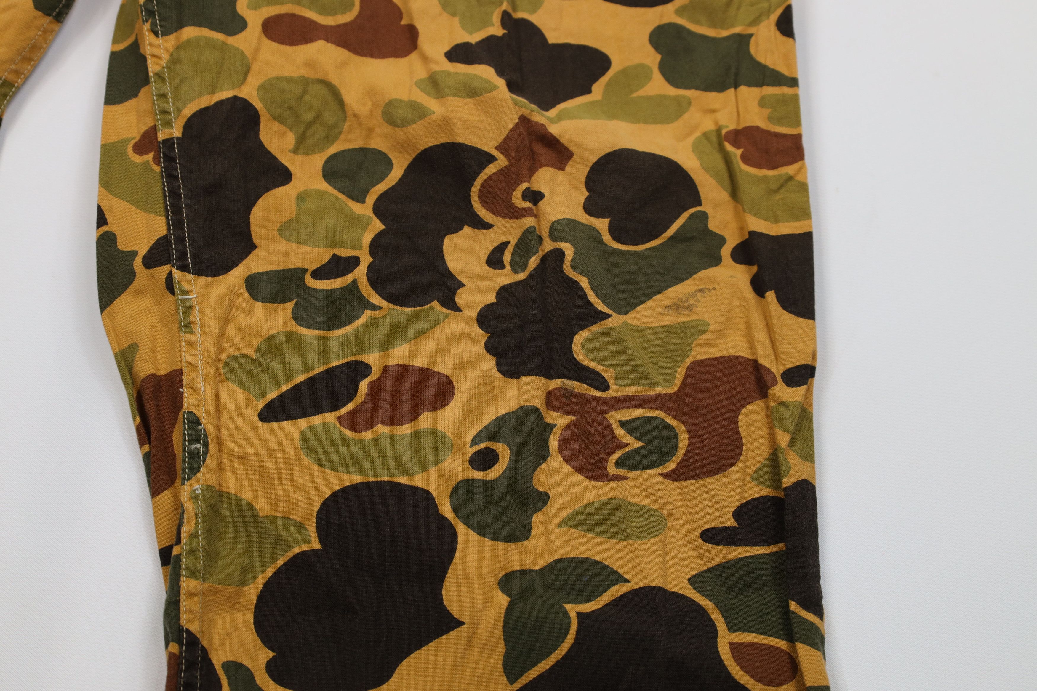 Vintage Vintage 60s 70s Streetwear Camouflage Wide Leg Pants USA Size US 34 / EU 50 - 5 Thumbnail