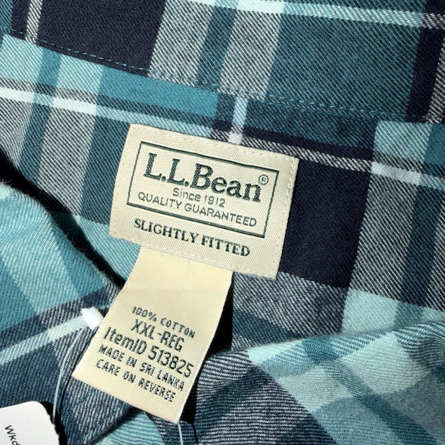 Vintage L.L. Bean Wicked Soft Flannel Shirt 2XL Button-Up Plaid Blue Regular Men Size US XXL / EU 58 / 5 - 3 Thumbnail
