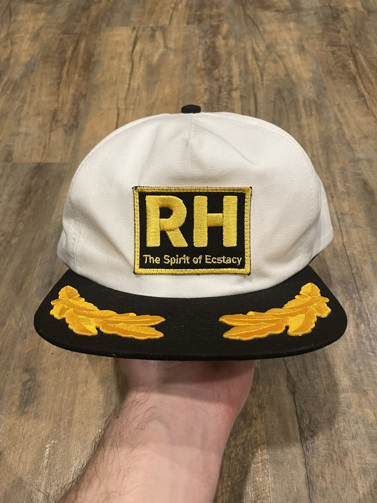 image of New Rhude Spirit Of Ecstacy Snapback Hat 1St Place Podium F1 in White/Black, Men's