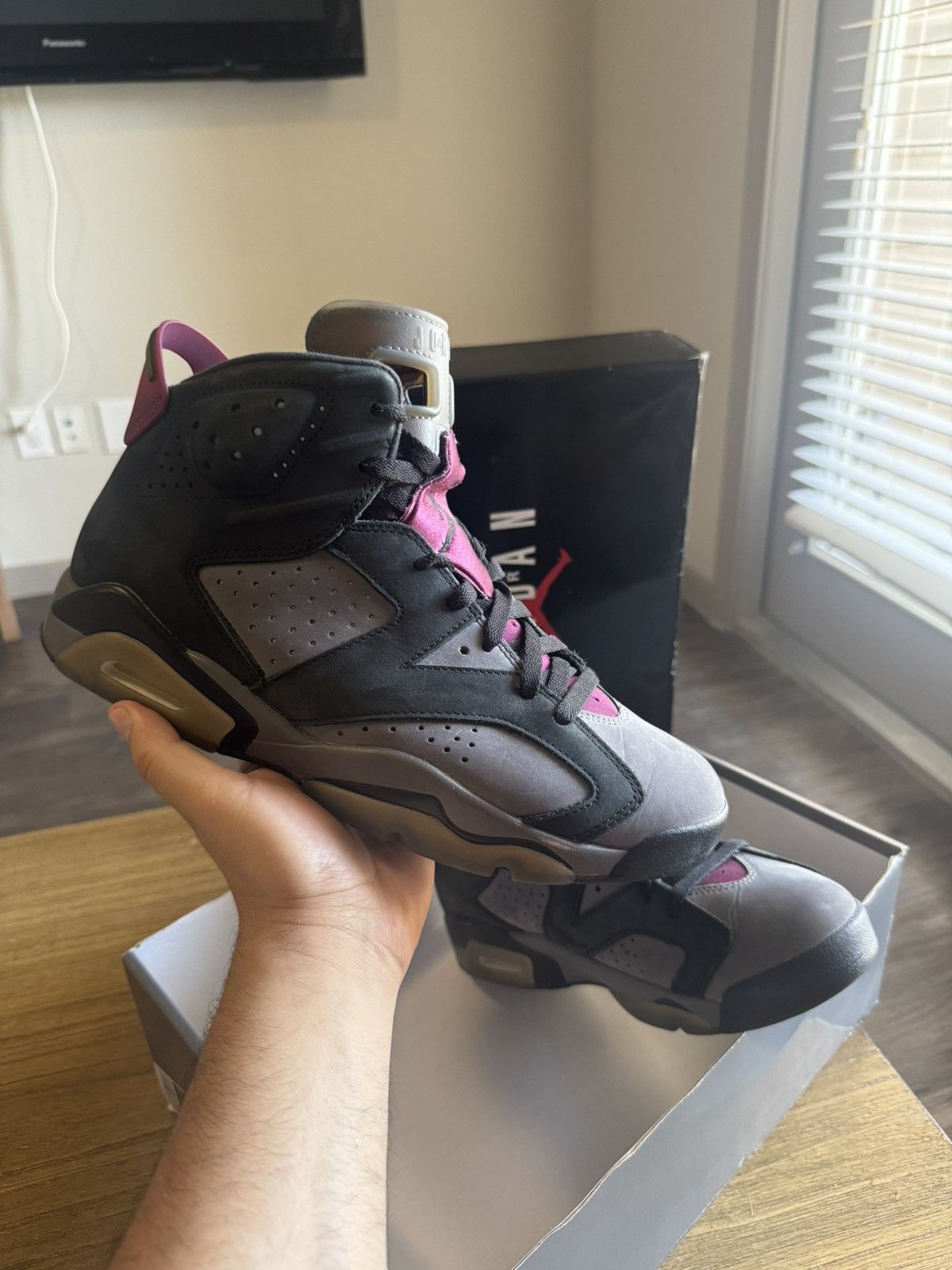 Jordan Brand Jordan 6 Bordeaux 2015 Sz 10 Size US 10 / EU 43 - 7 Thumbnail