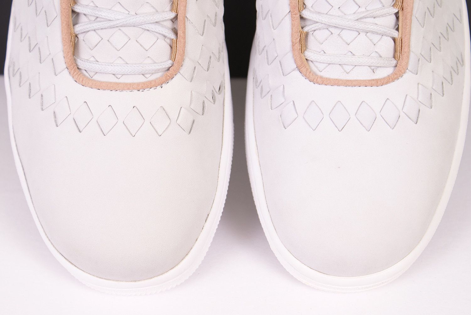 Jordan Brand 2014 Nike Air Jordan Shine WHITE PURE PLATINUM 689480 003 Size US 12 / EU 45 - 5 Thumbnail