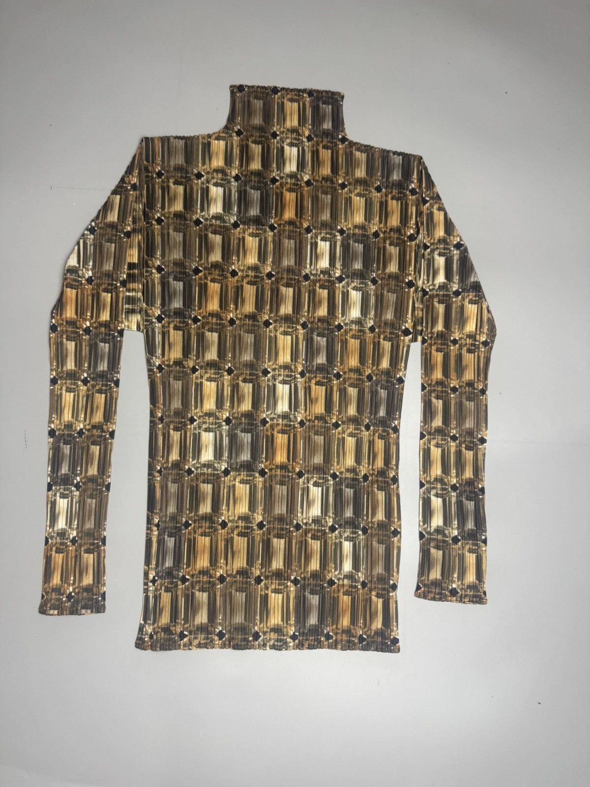 Pleats Please Issey Miyake Pleat Please Issey Miyake - Jewel Print - Bottle Neck - L/S Size ONE SIZE - 1 Thumbnail