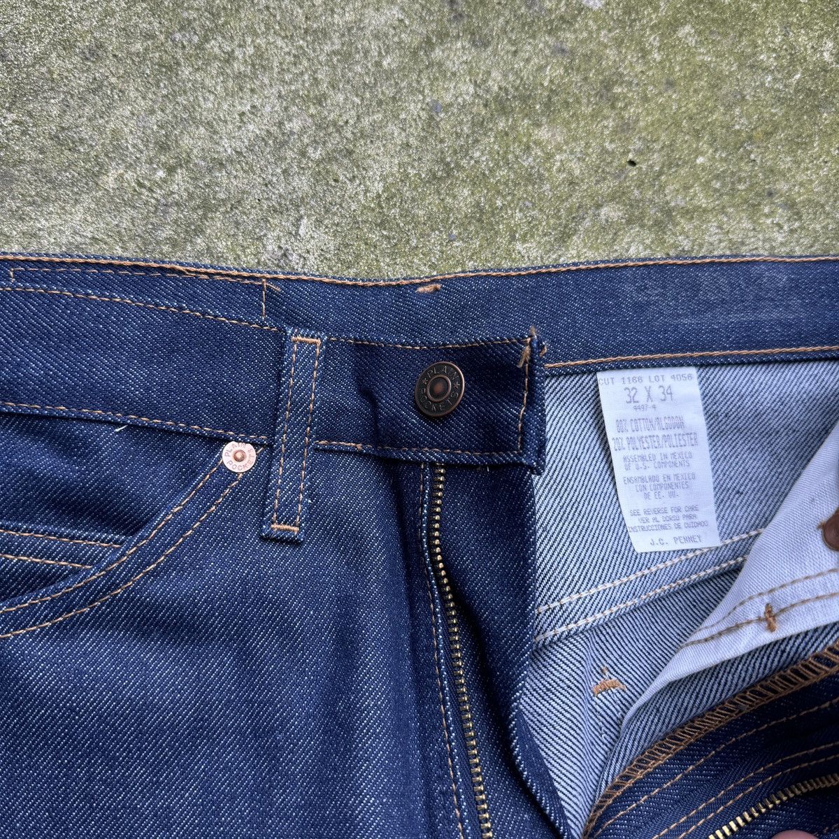 Vintage 80s Plain Pockets Raw Denim Flare Jeans Size US 32 / EU 48 - 6 Thumbnail
