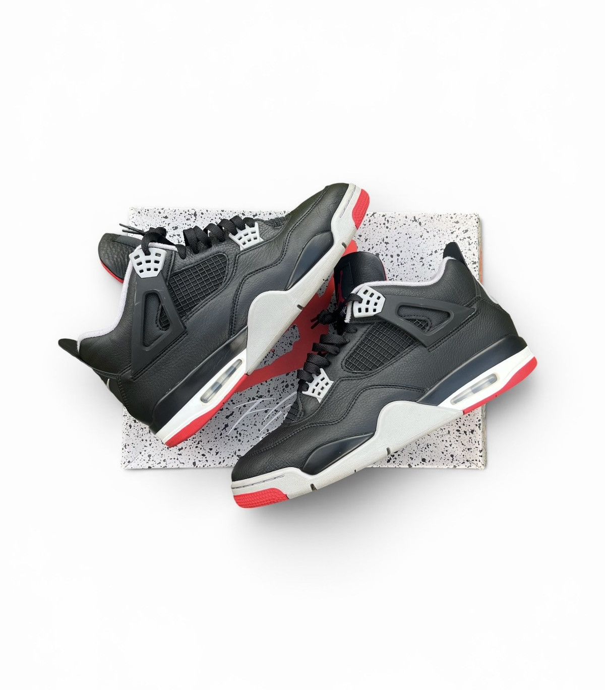 Jordan Brand Jordan 4 Bred Size US 12 / EU 45 - 1 Thumbnail