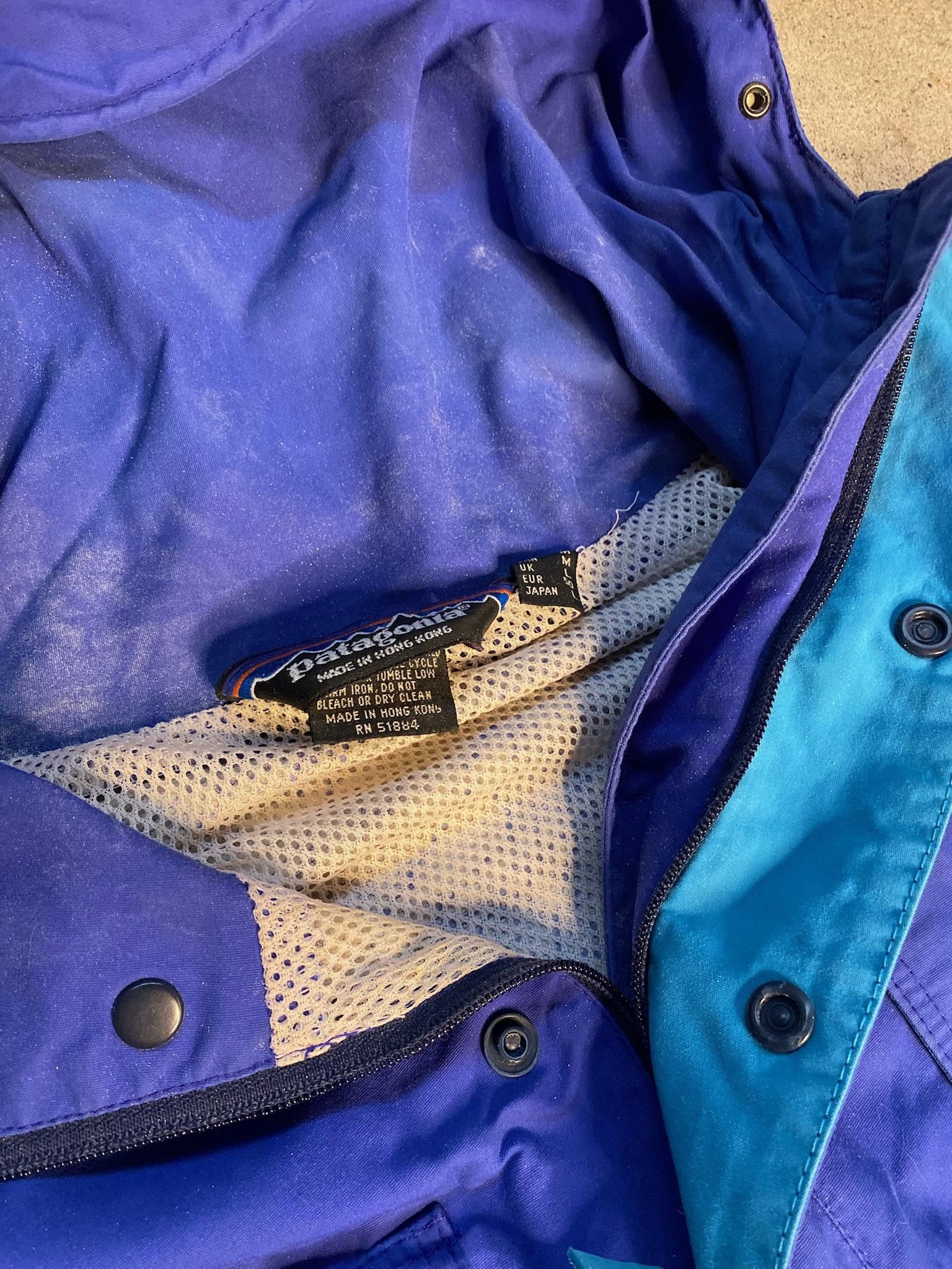 Patagonia Vintage 90s Patagonia Blue Rain Jacket Size Medium Size US M / EU 48-50 / 2 - 8 Thumbnail