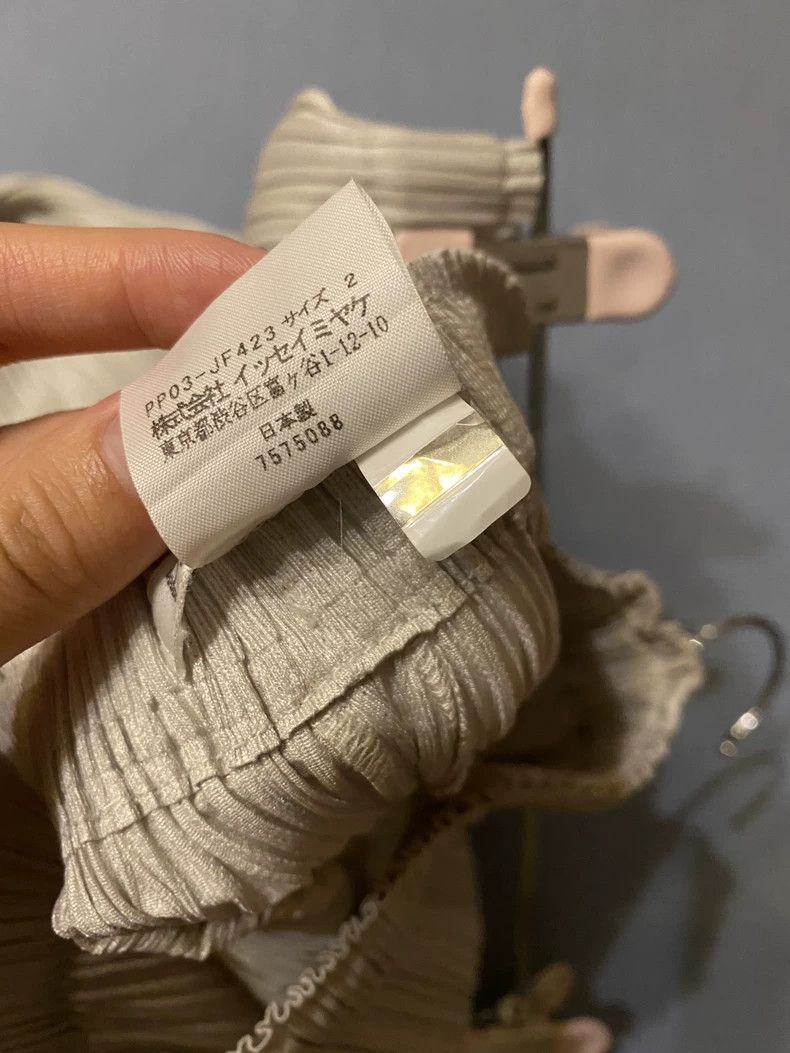 Issey Miyake Issey Miyake White pleated pants Size 25" / US 0 / IT 36 - 8 Thumbnail