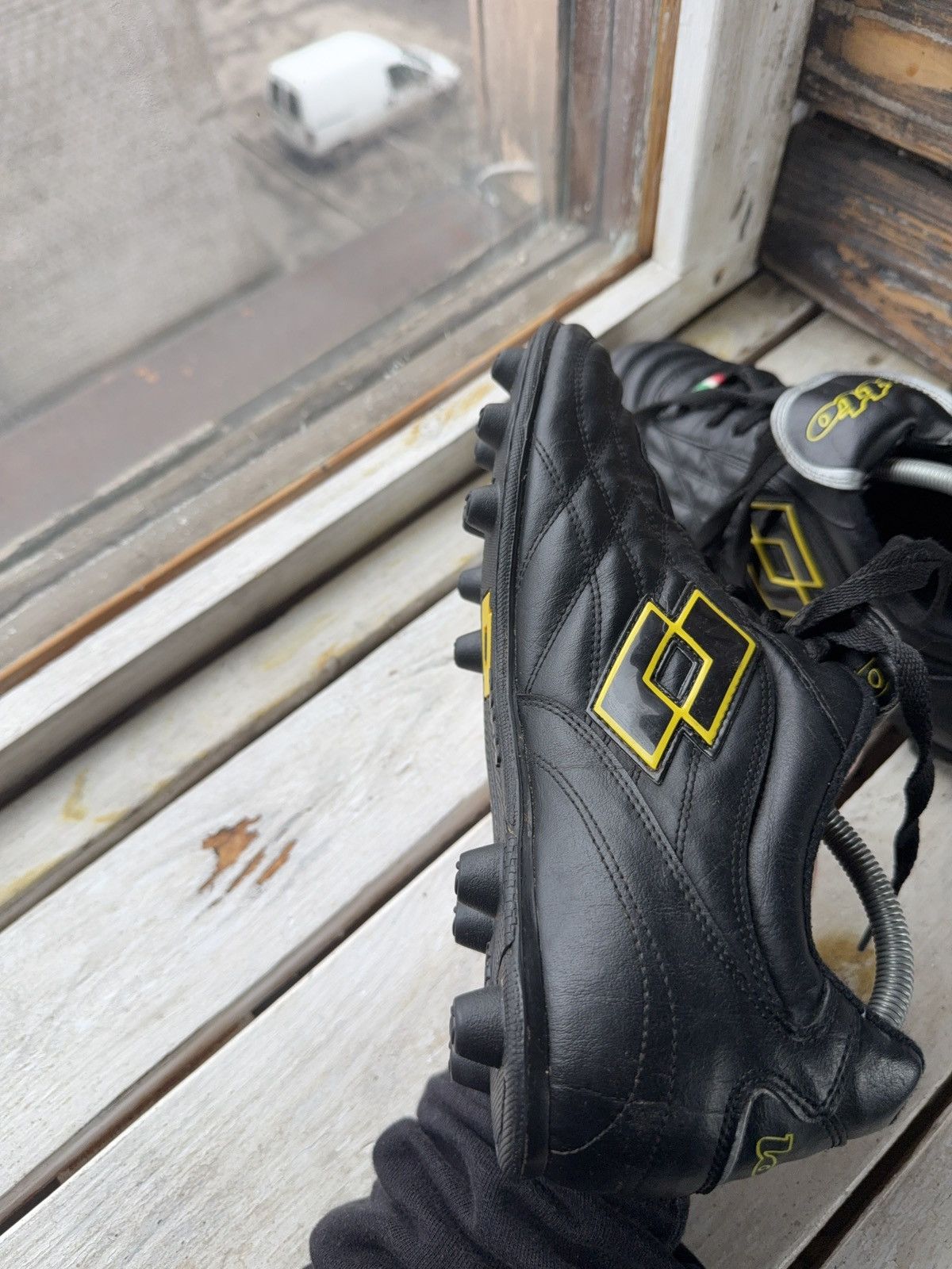 Lotto Sport Vntg Lotto Stadio 4000 FG Soccer Cleats Black Yellow Italy Size US 11 / EU 44 - 7 Thumbnail